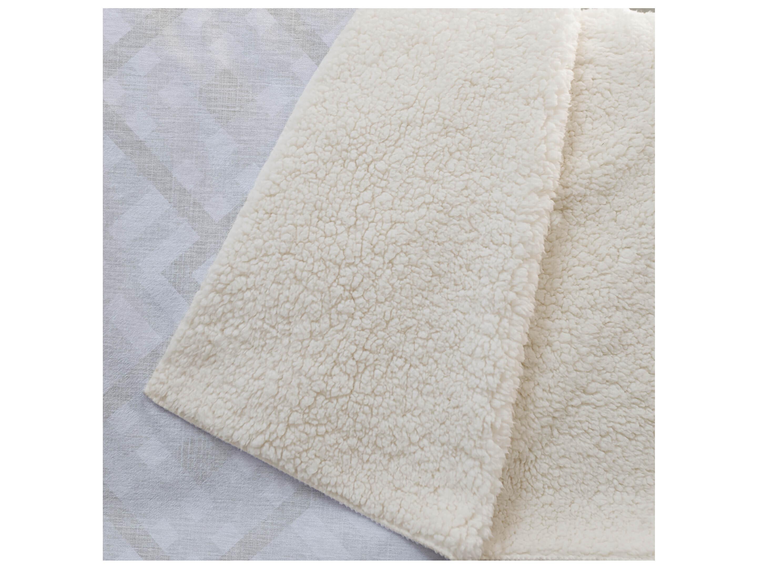 Dalyn Sherpa Ivory Polyester Throw