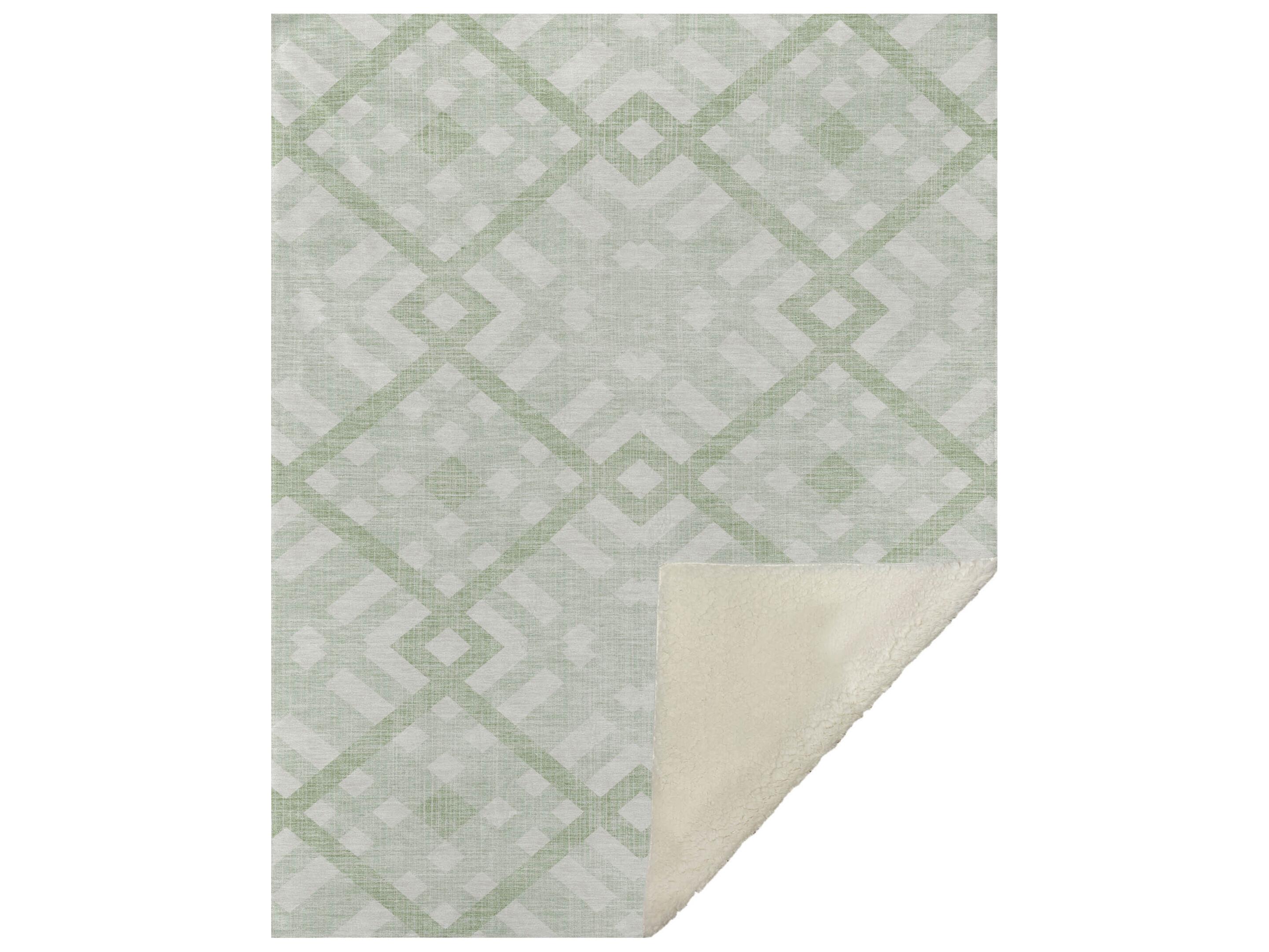 Dalyn Sherpa Green Polyester Throw