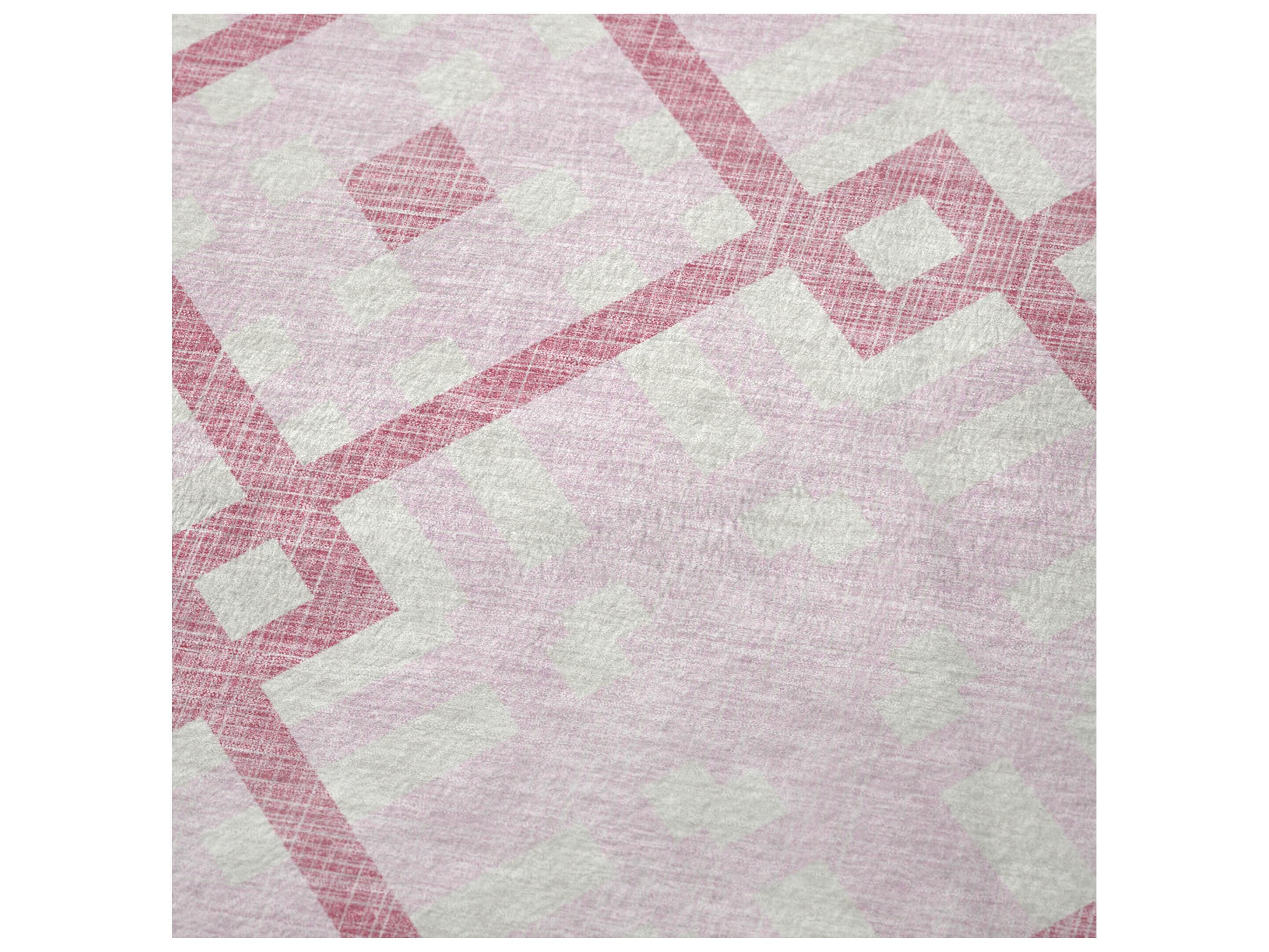 Dalyn Sherpa Pink Polyester Throw