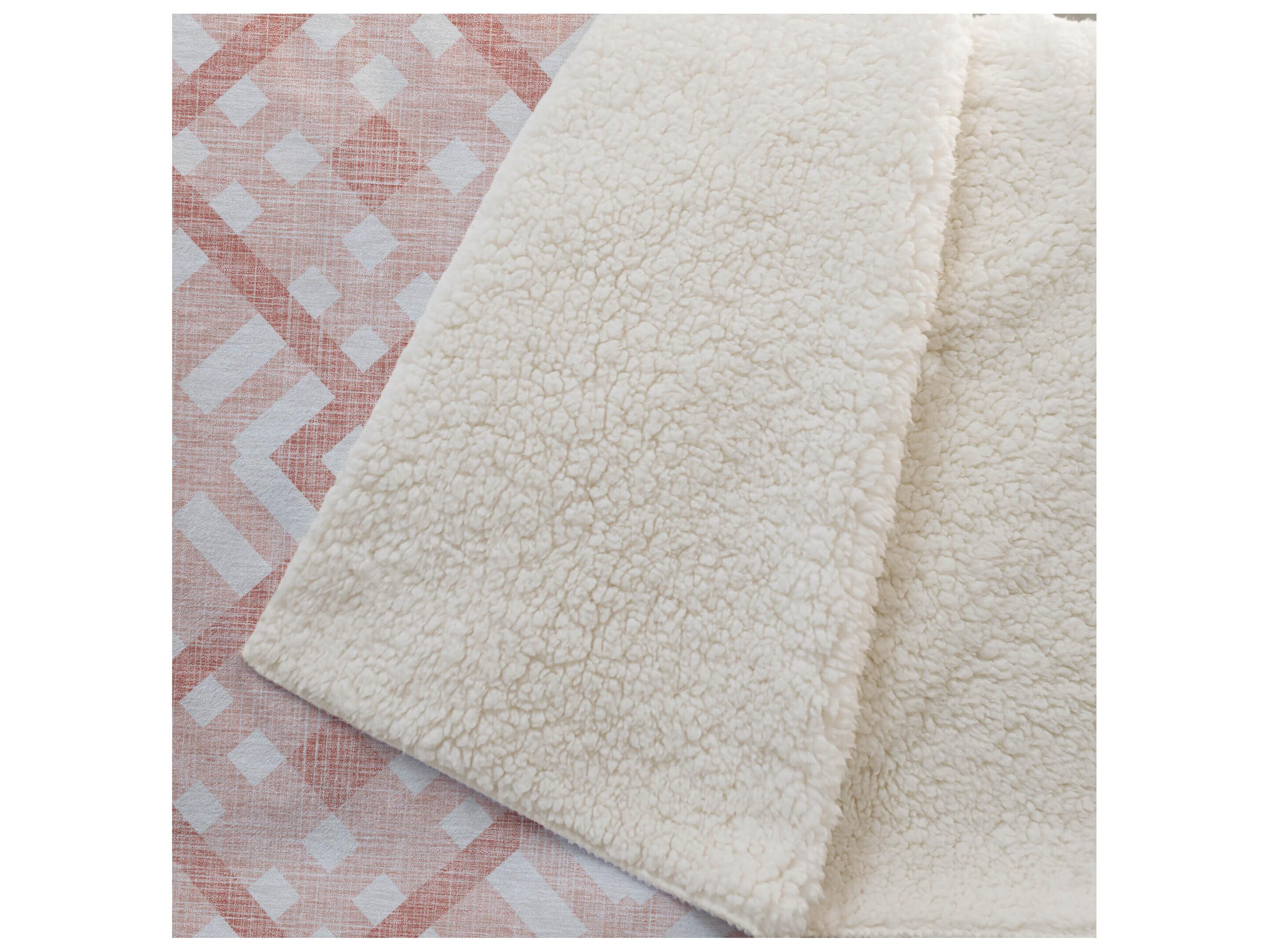 Dalyn Sherpa Orange Polyester Throw