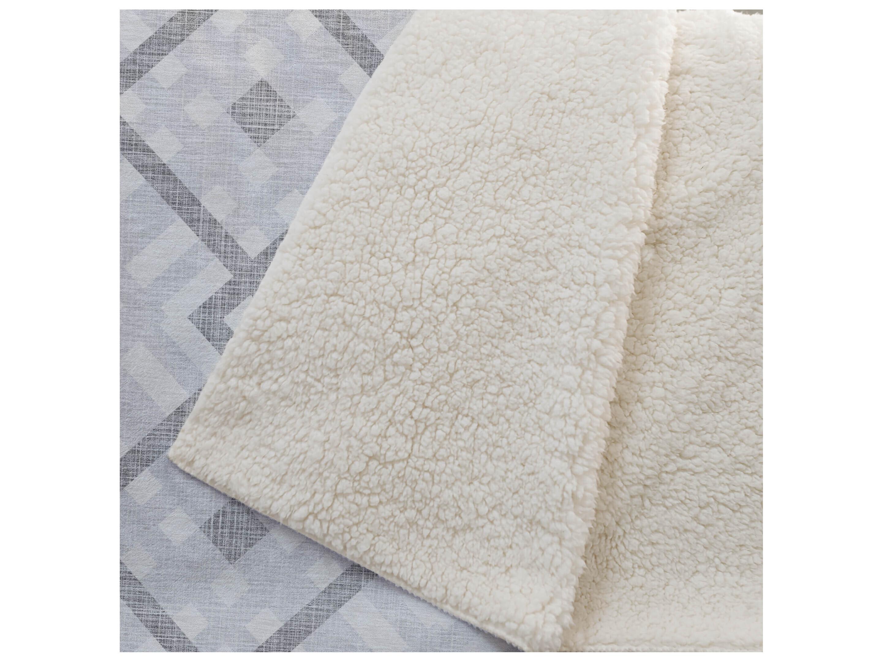 Dalyn Sherpa Gray Polyester Throw