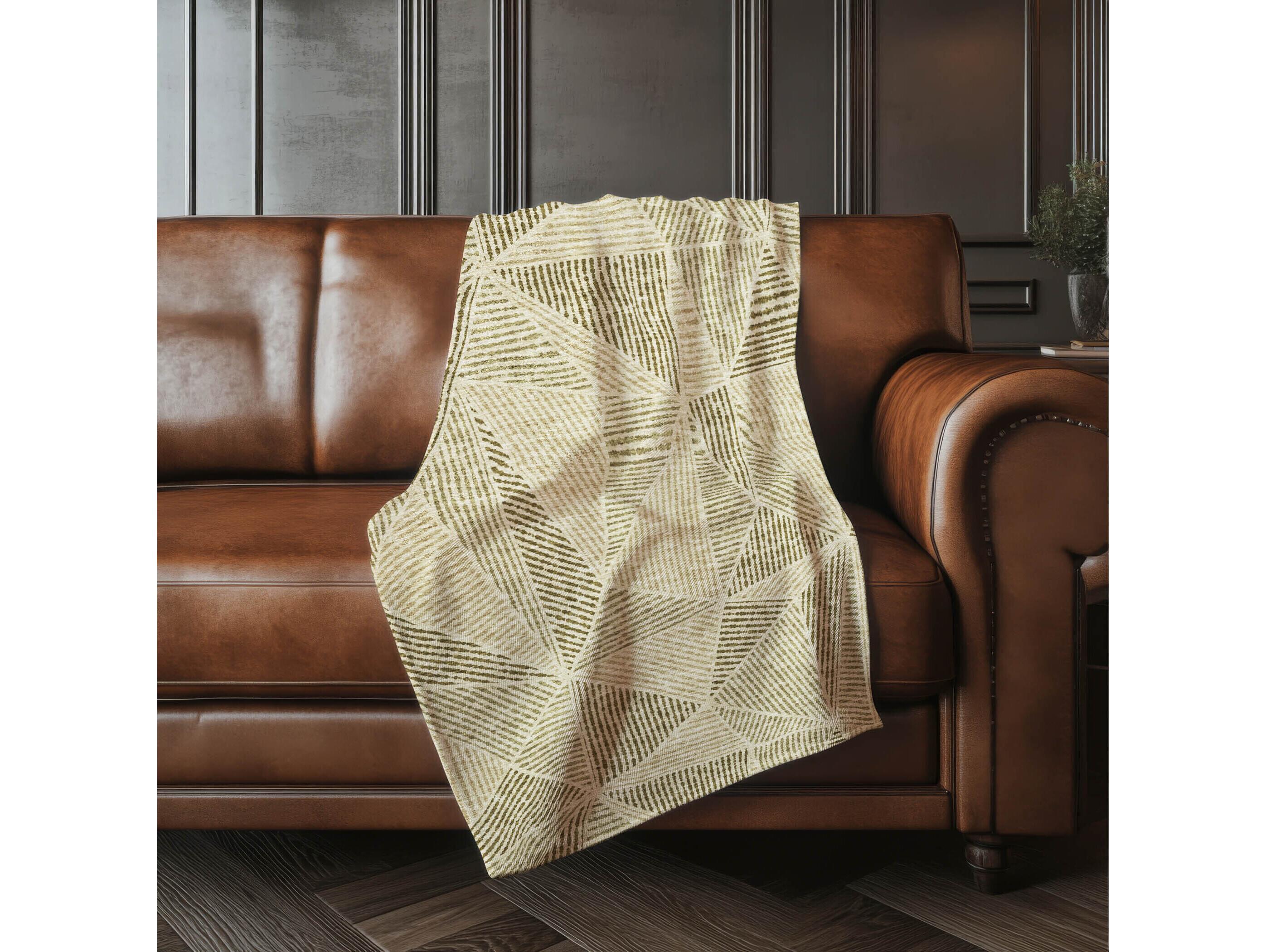 Dalyn Sherpa Brown Polyester Throw