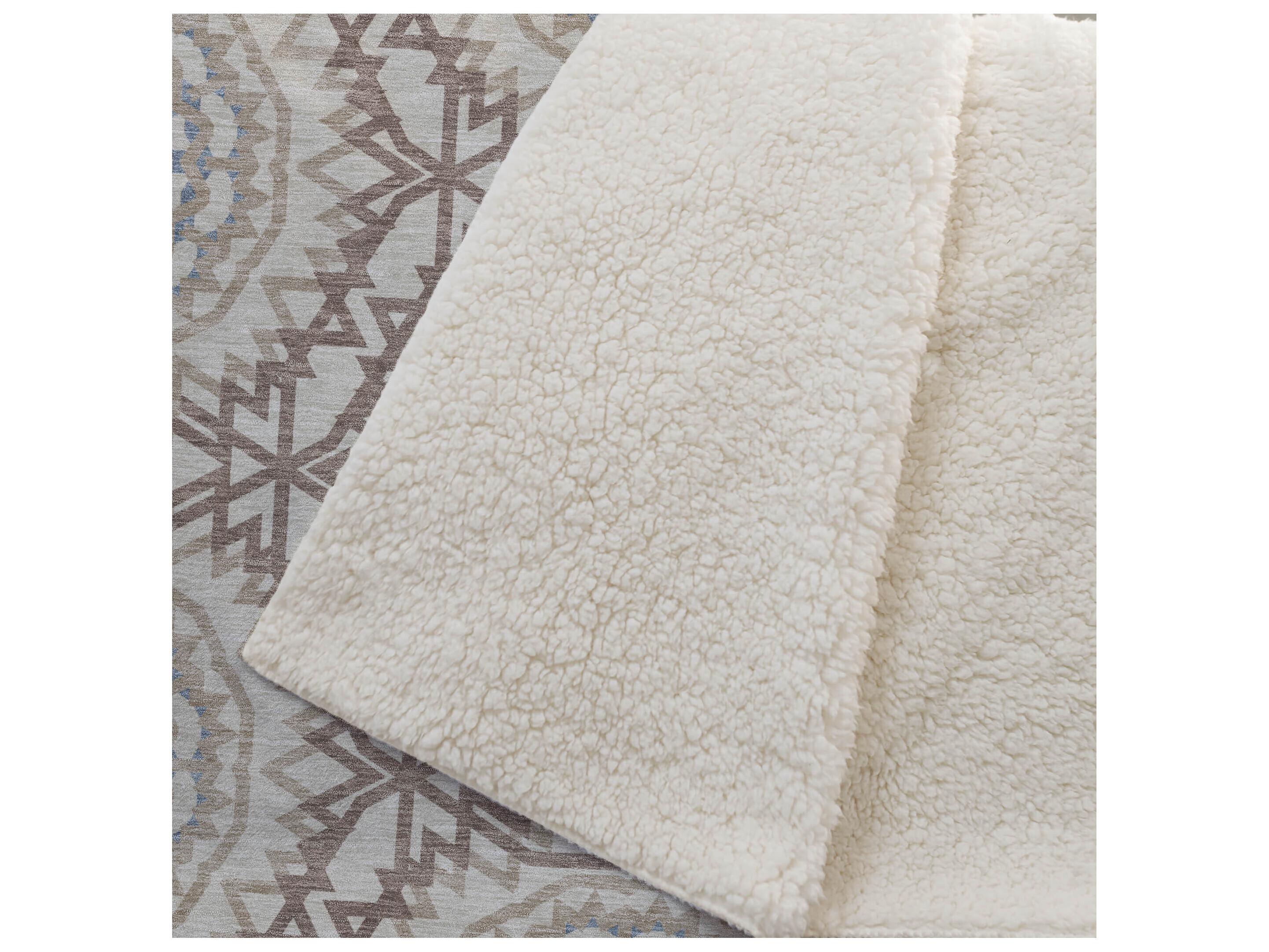 Dalyn Sherpa Brown Polyester Throw