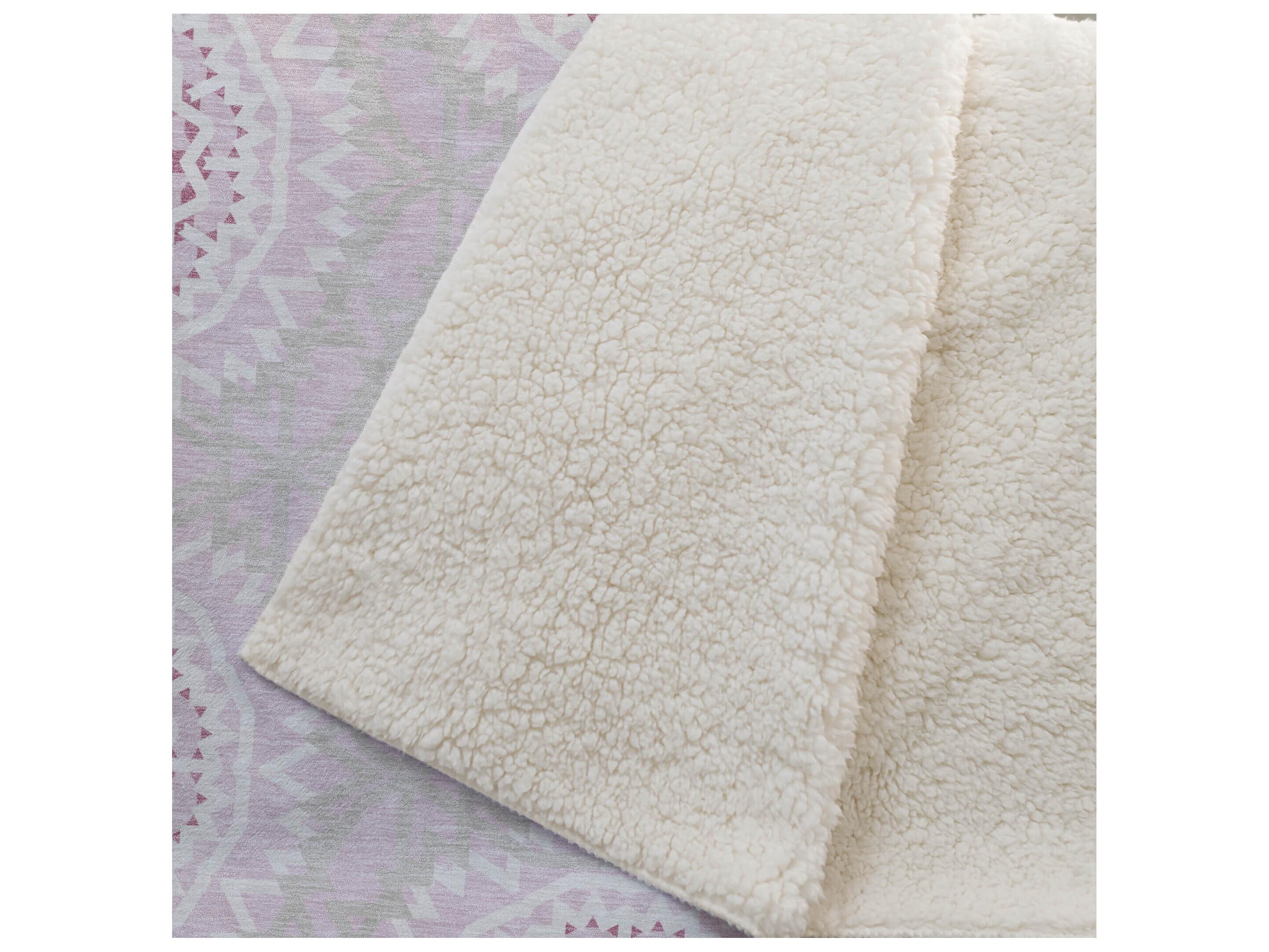 Dalyn Sherpa Pink Polyester Throw