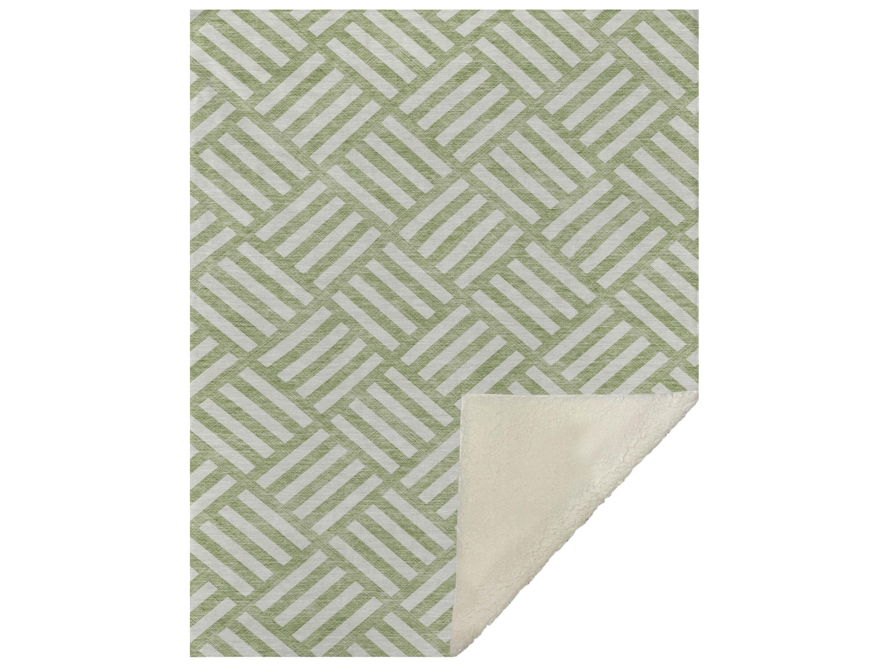 Dalyn Sherpa Green Polyester Throw