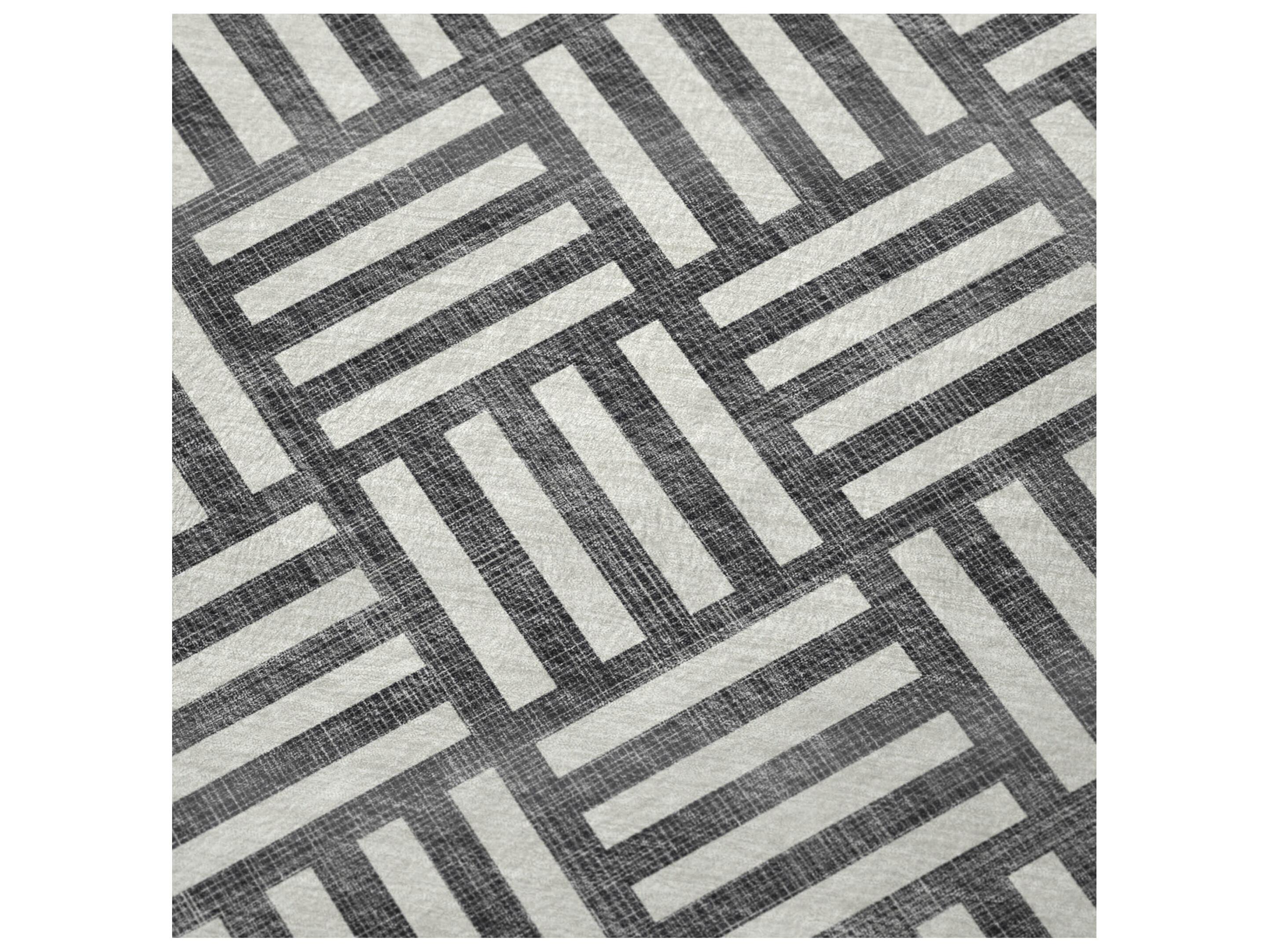 Dalyn Sherpa Black Polyester Throw