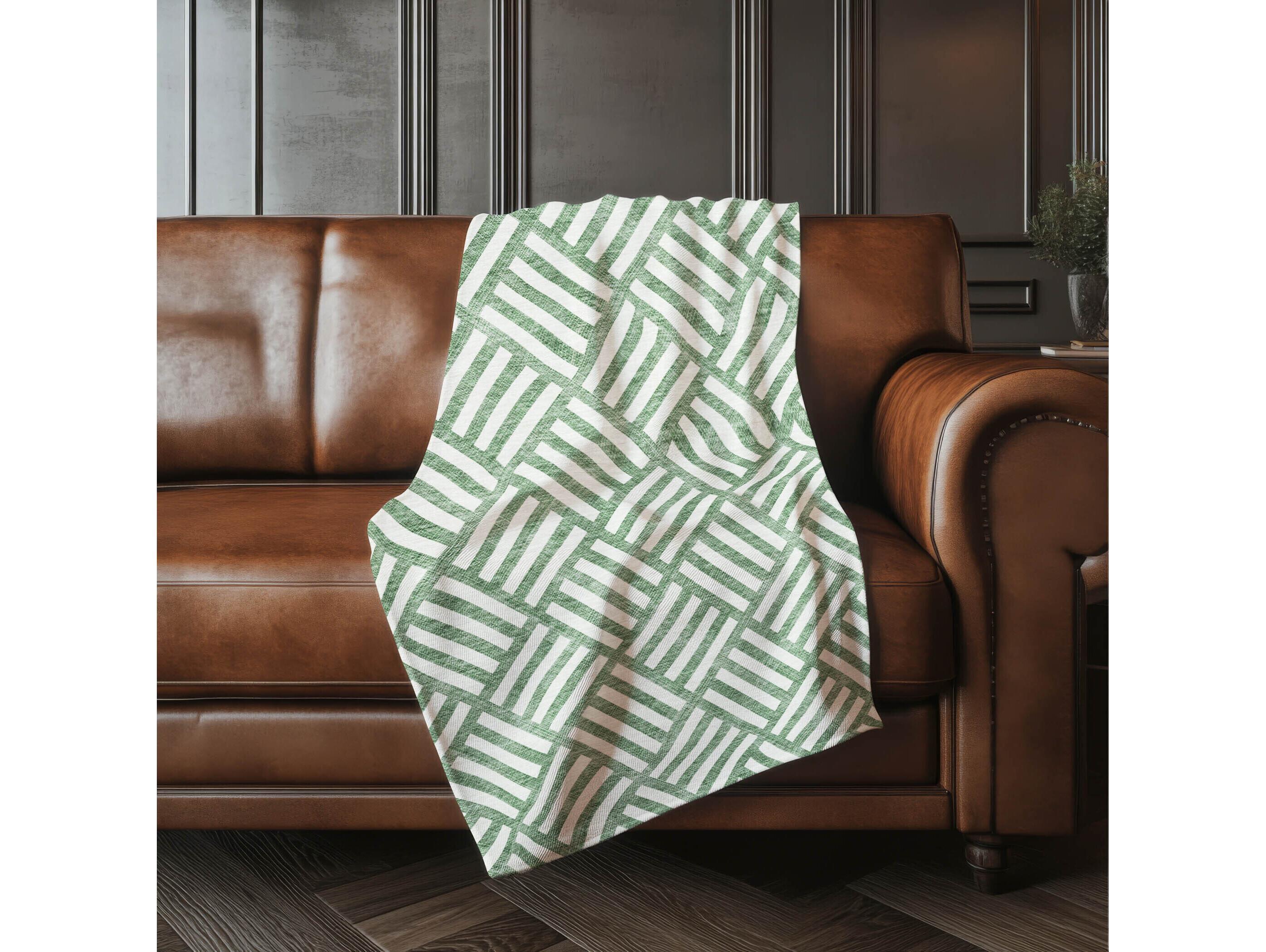 Dalyn Sherpa Green Polyester Throw