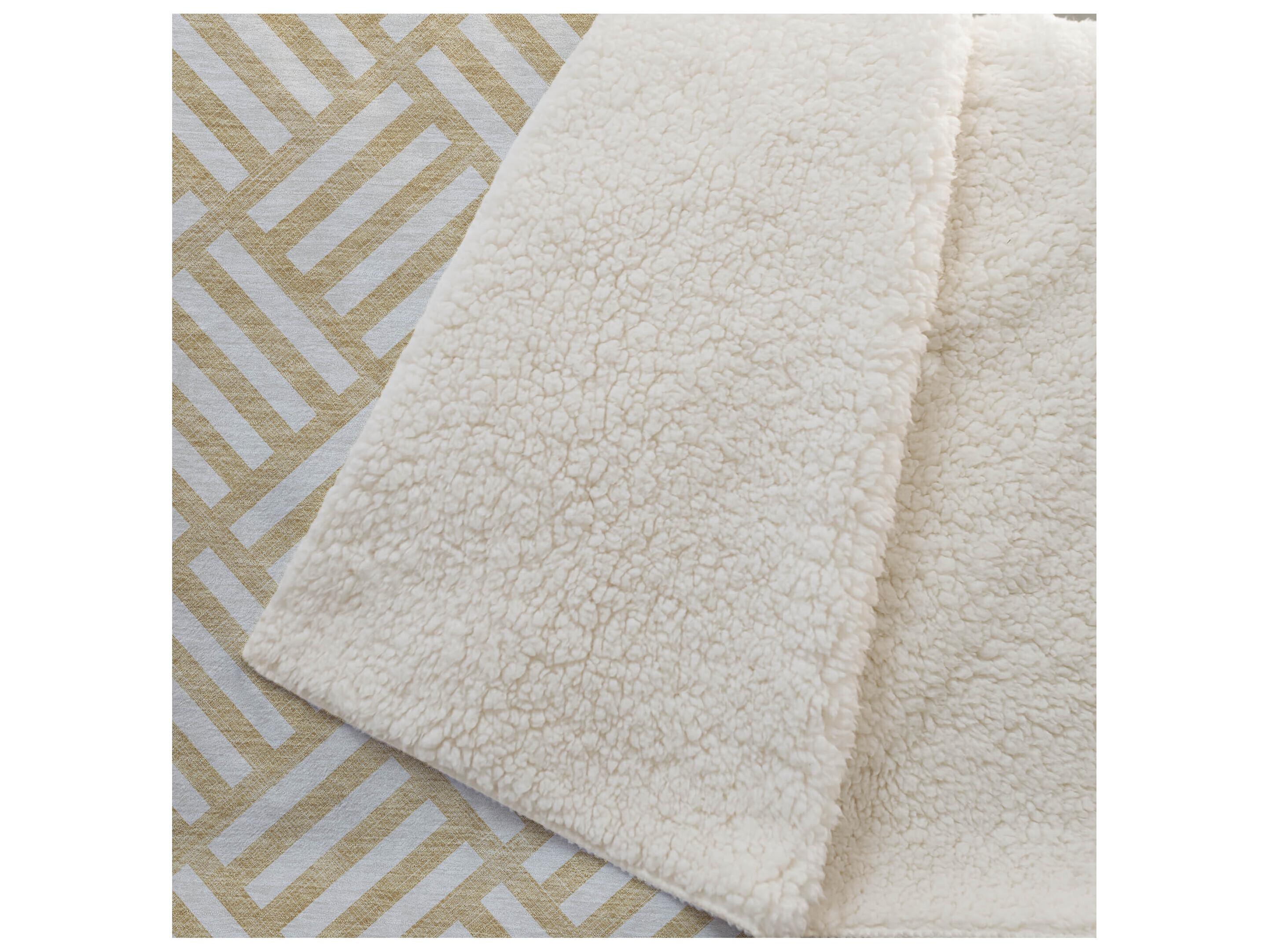 Dalyn Sherpa Gold Polyester Throw