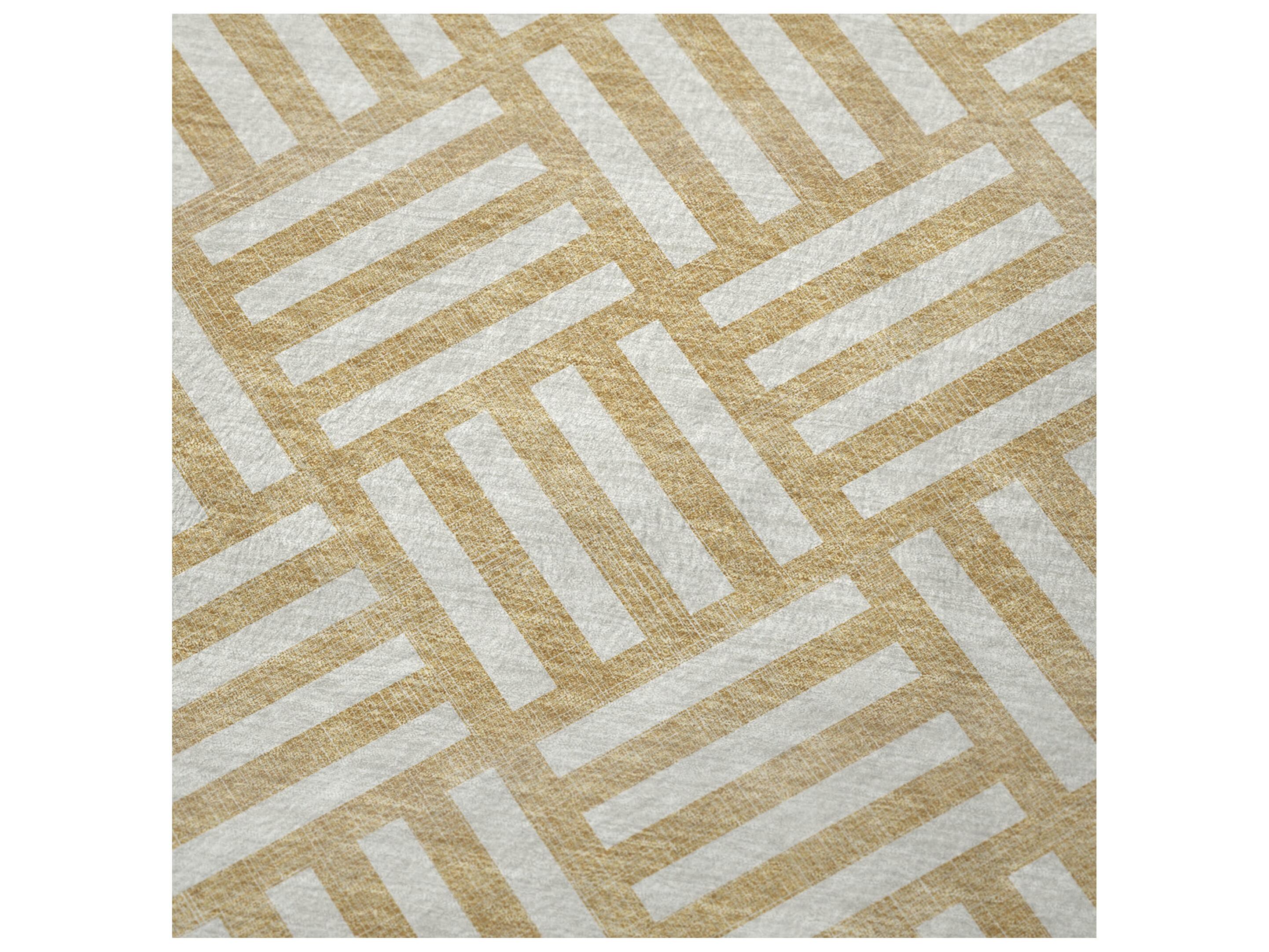 Dalyn Sherpa Gold Polyester Throw