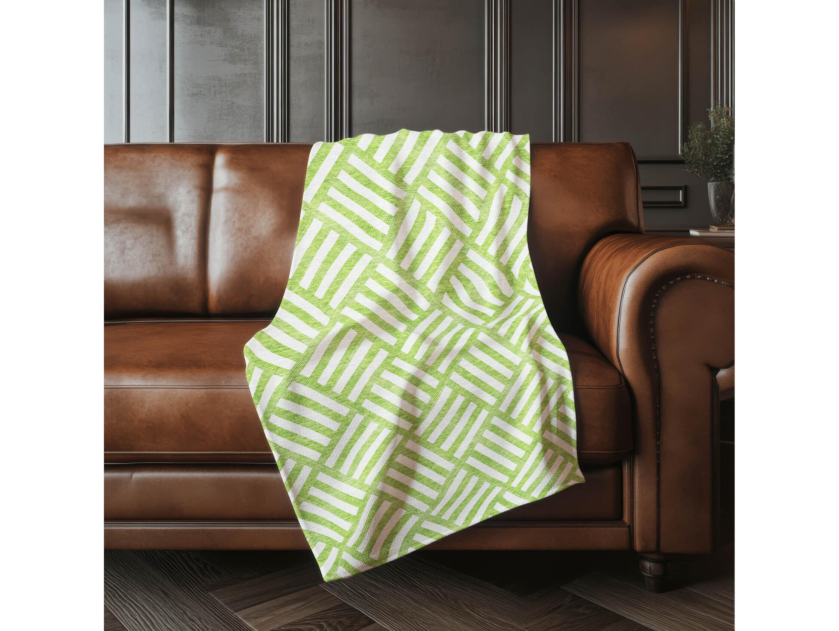 Dalyn Sherpa Green Polyester Throw