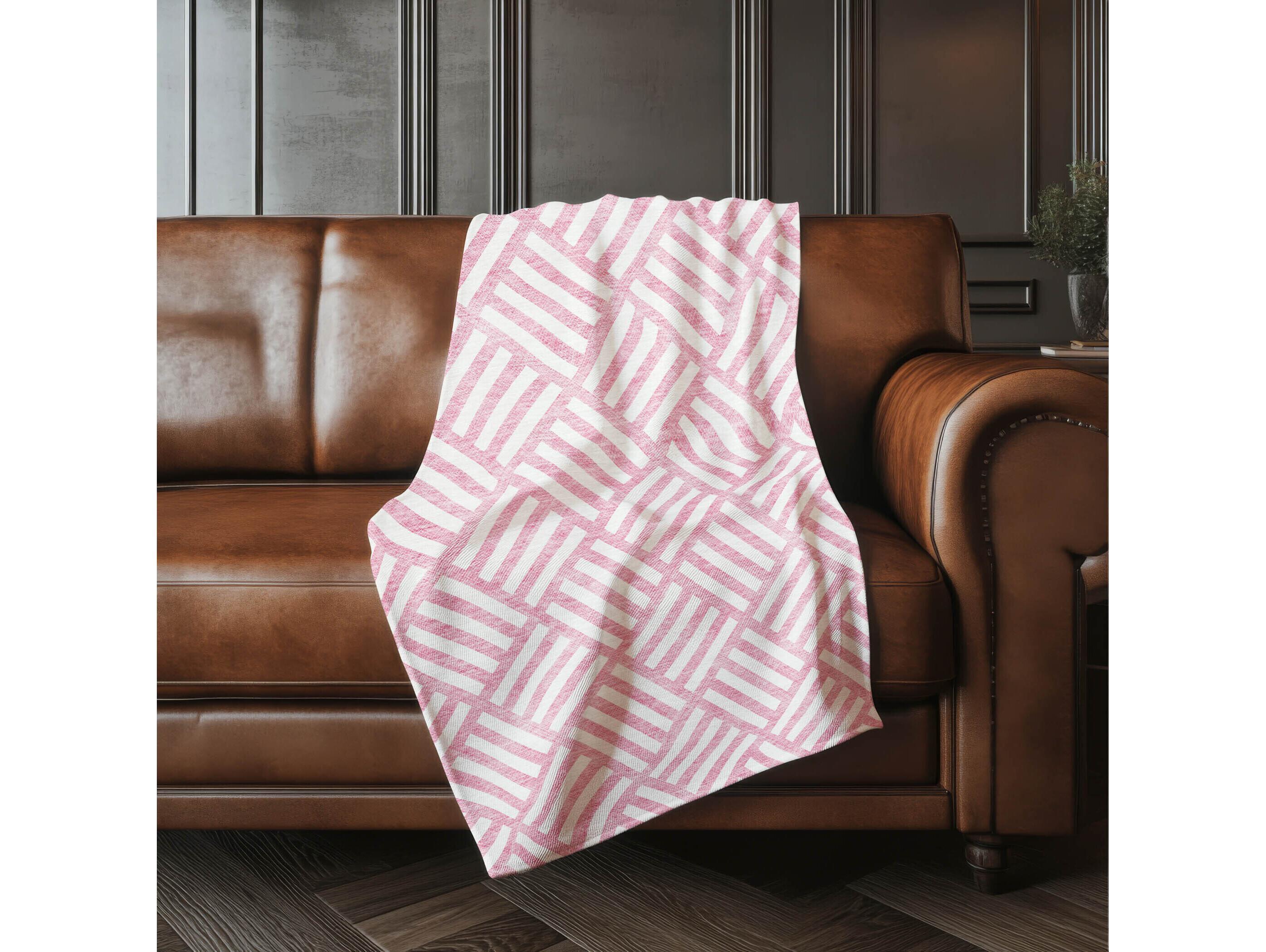 Dalyn Sherpa Pink Polyester Throw