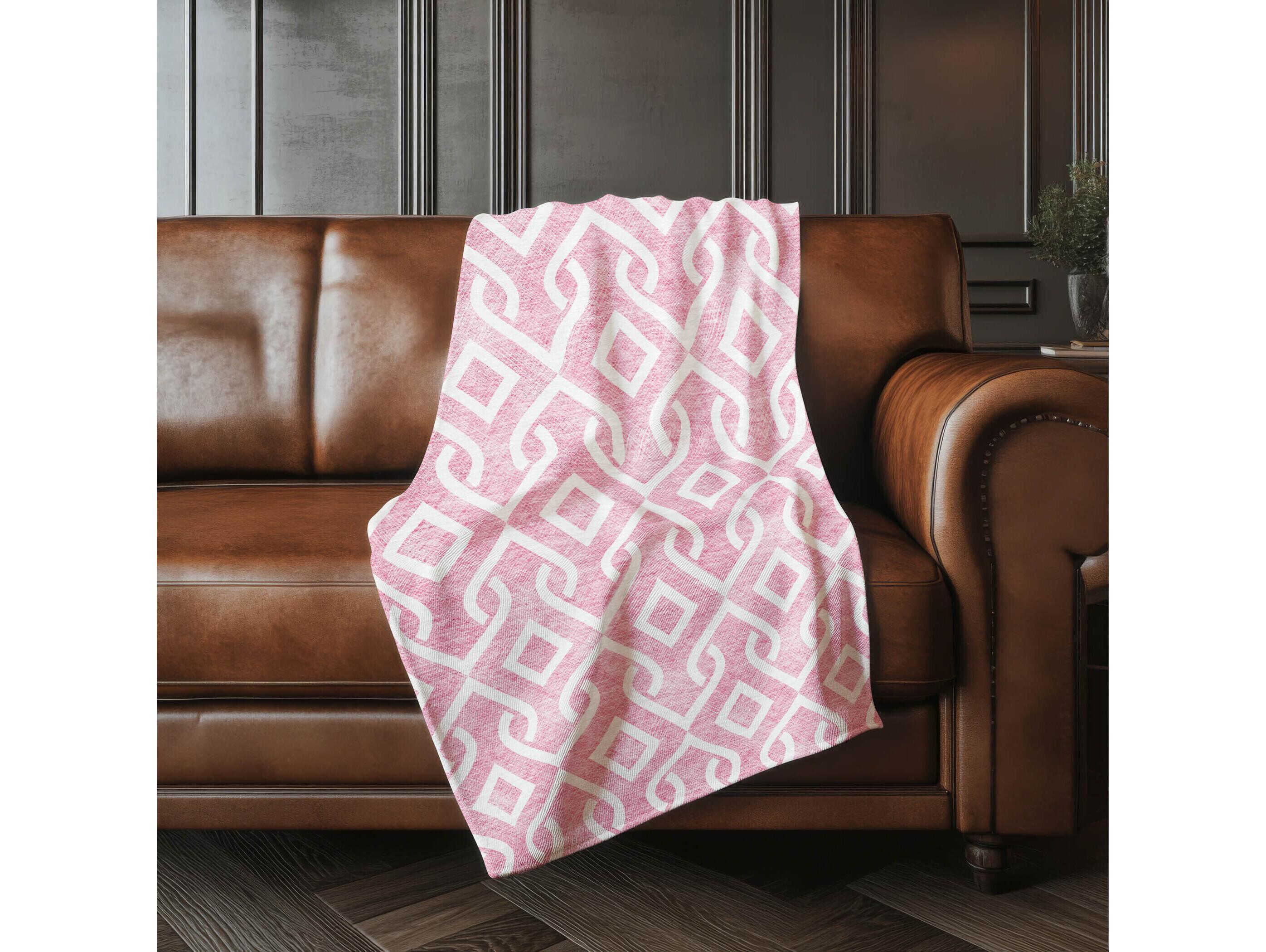 Dalyn Sherpa Pink Polyester Throw