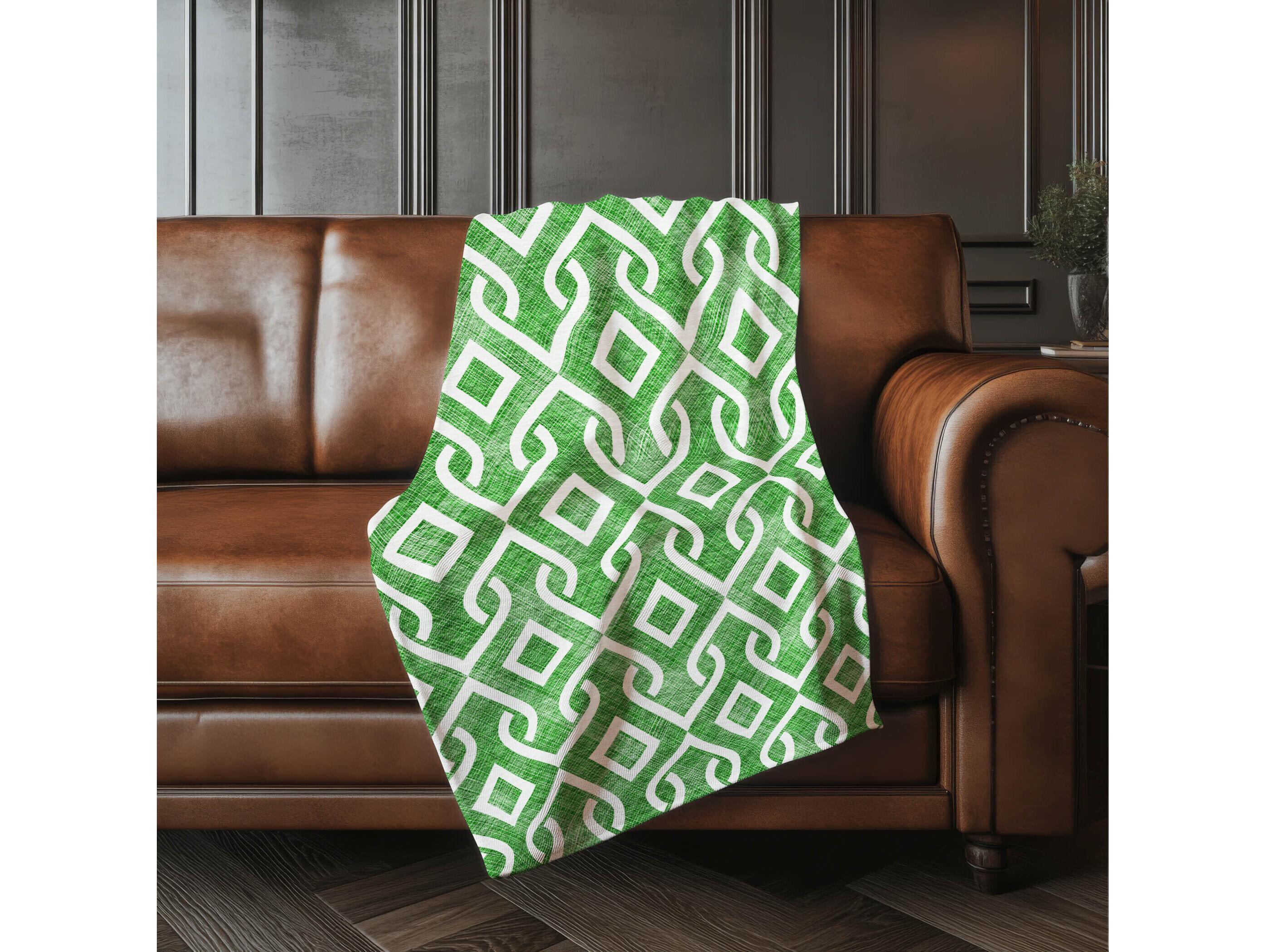 Dalyn Sherpa Green Polyester Throw