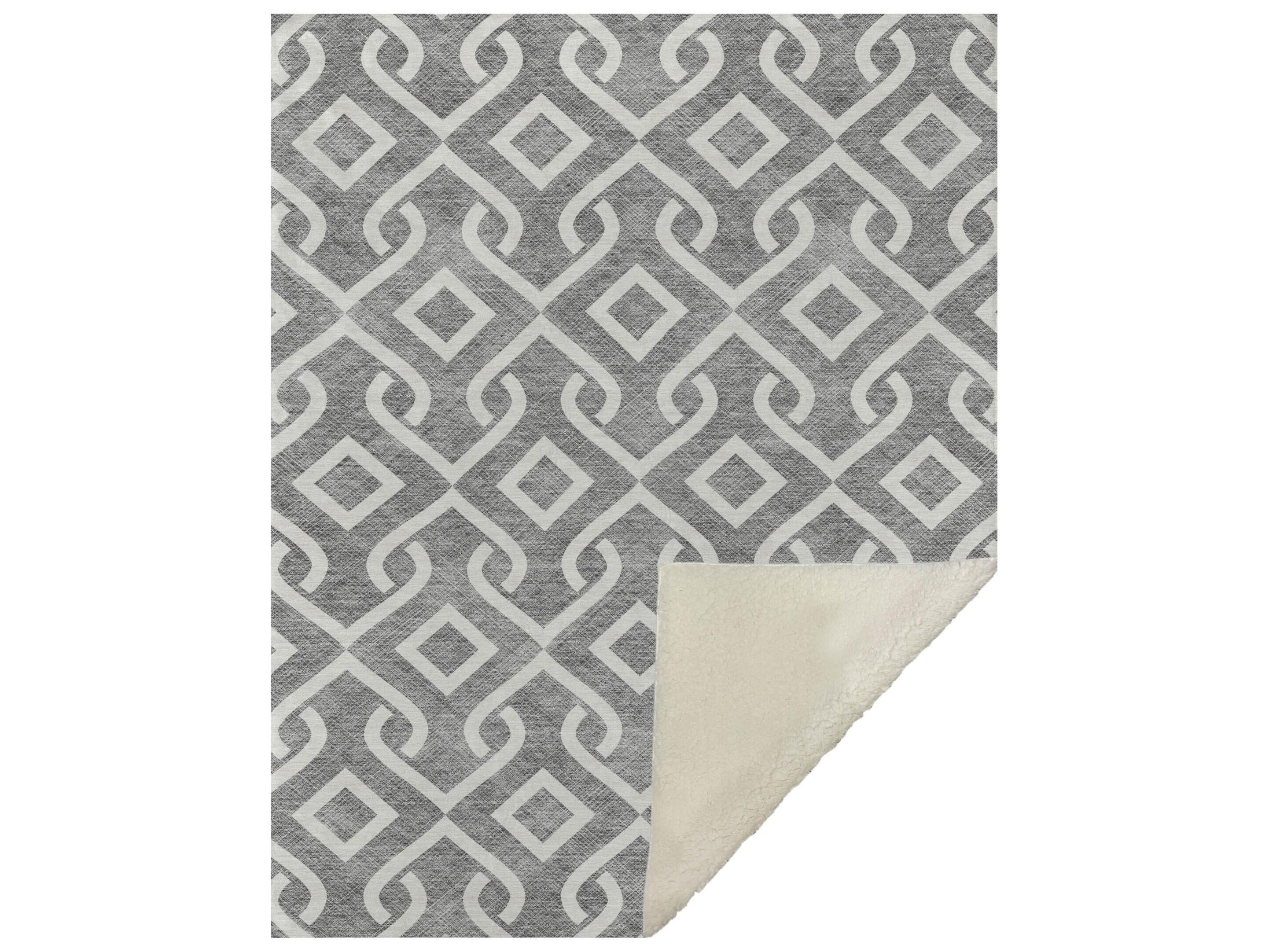 Dalyn Sherpa Gray Polyester Throw