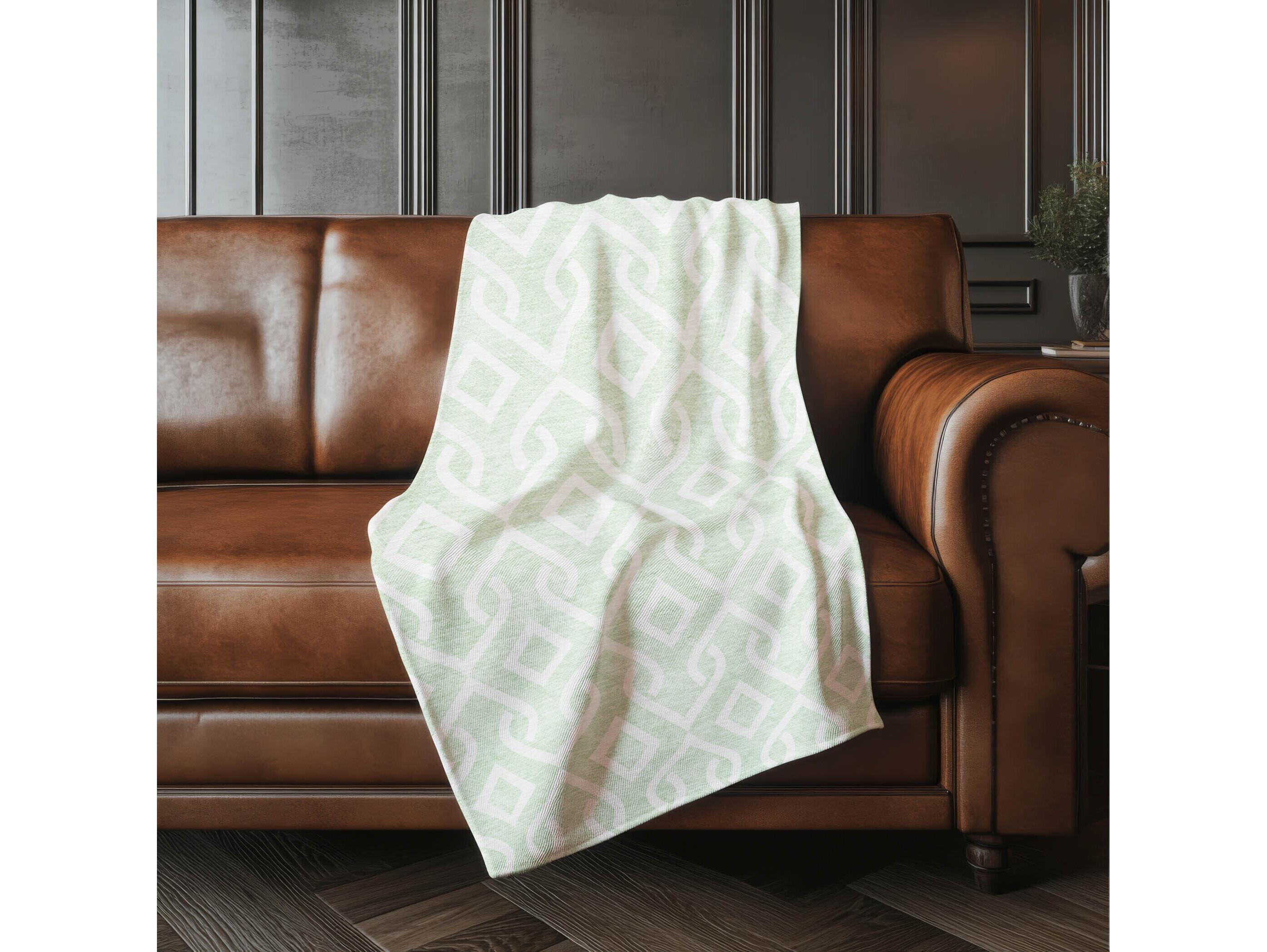 Dalyn Sherpa Green Polyester Throw