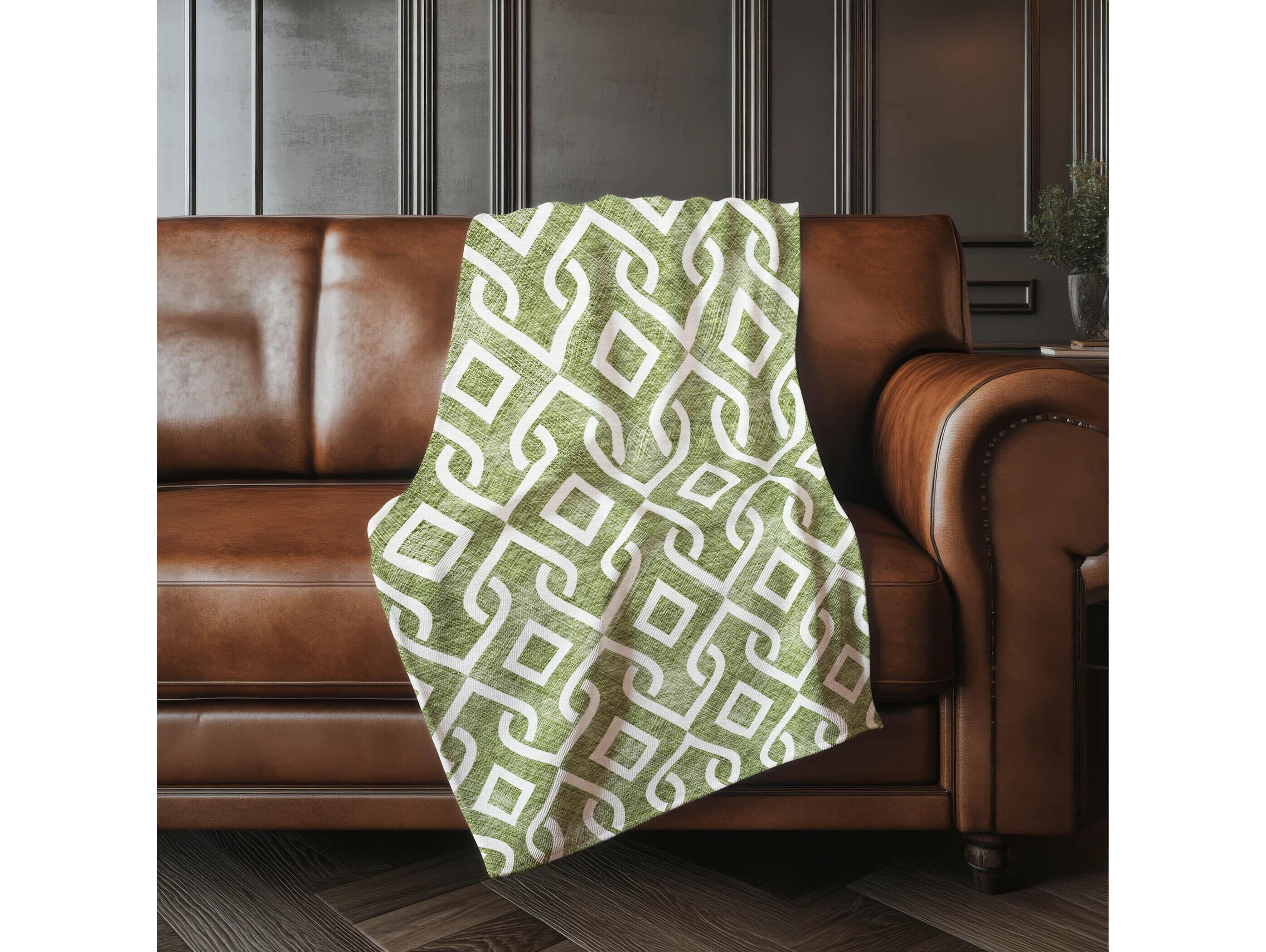 Dalyn Sherpa Green Polyester Throw