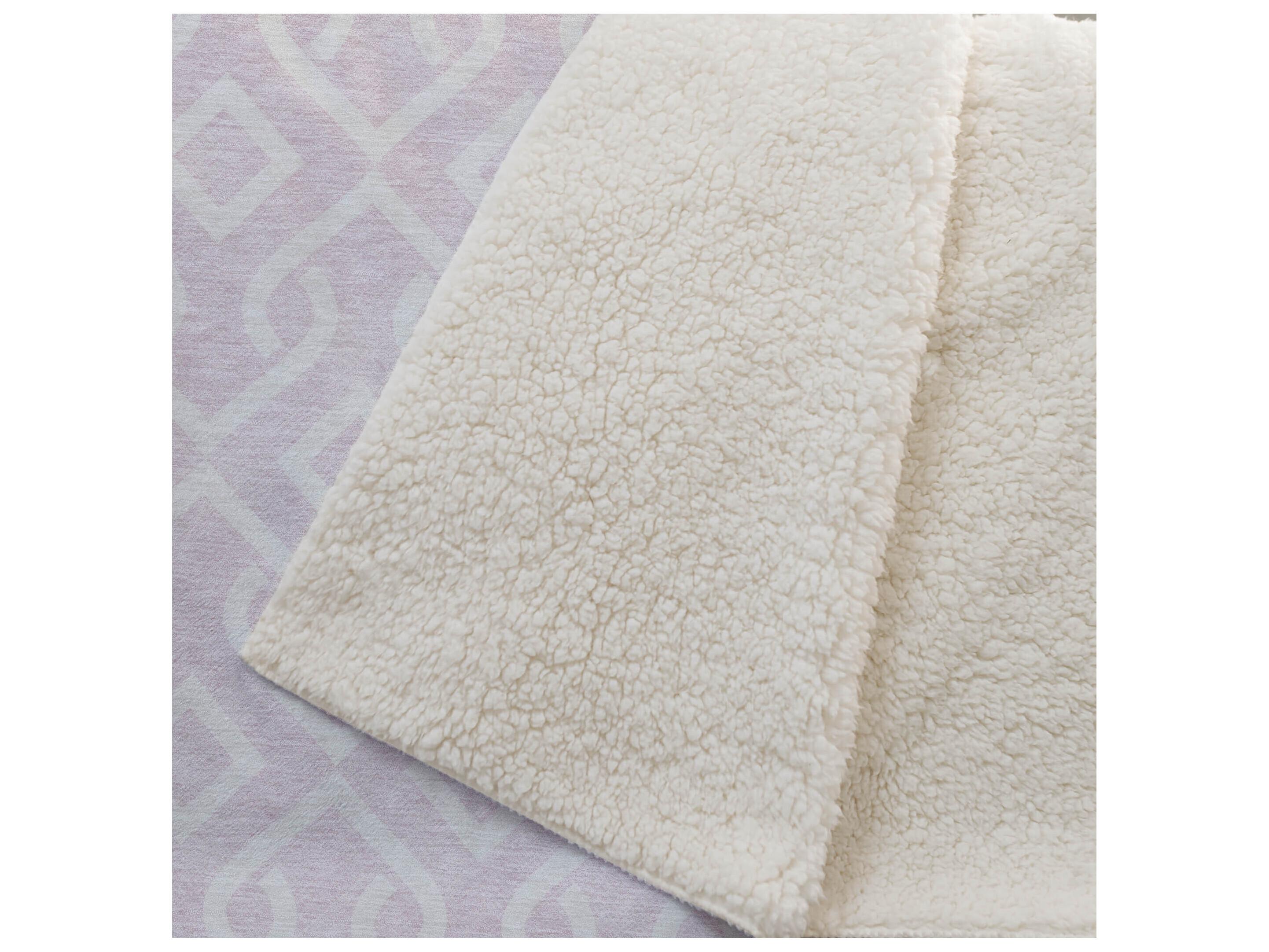Dalyn Sherpa Pink Polyester Throw