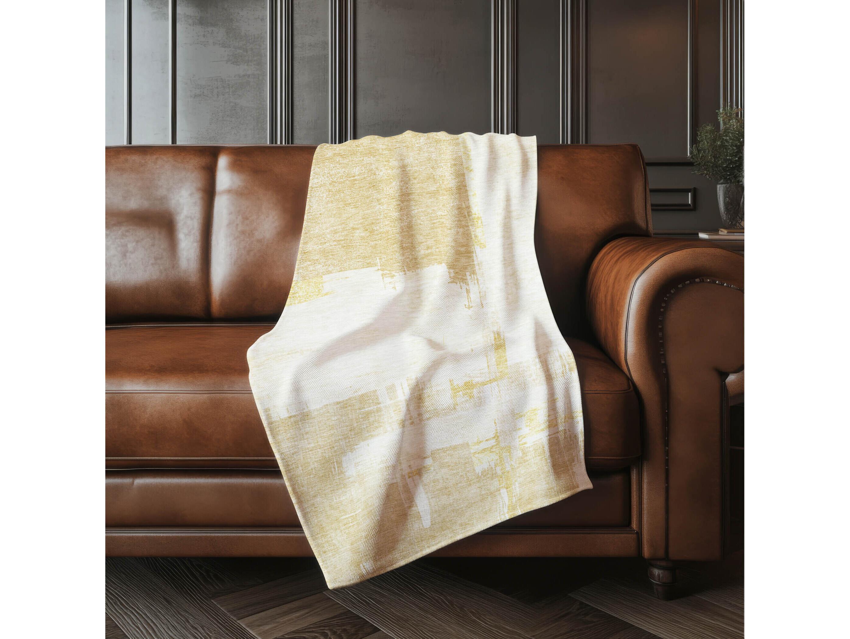Dalyn Sherpa Brown Polyester Throw