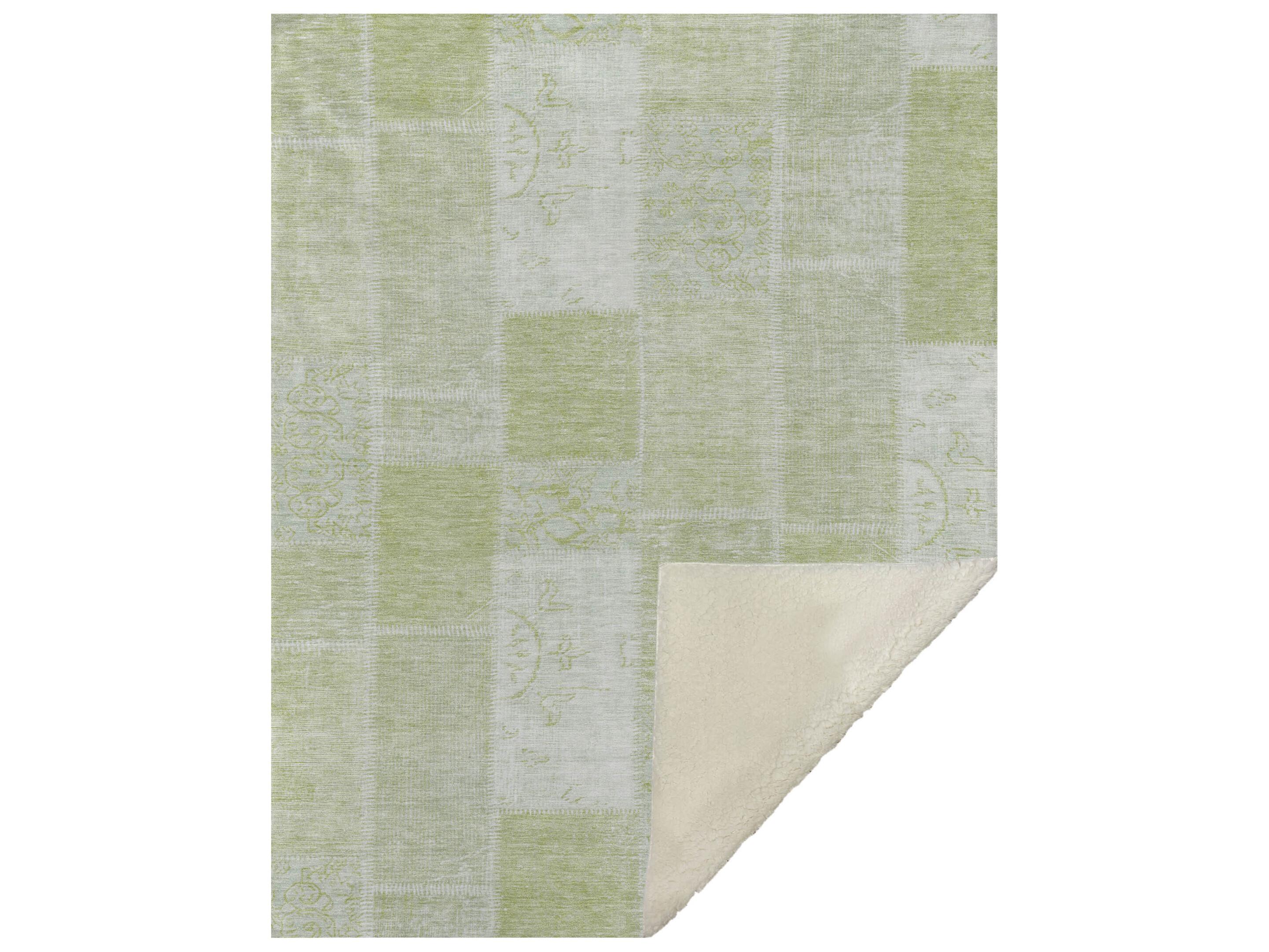 Dalyn Sherpa Green Polyester Throw
