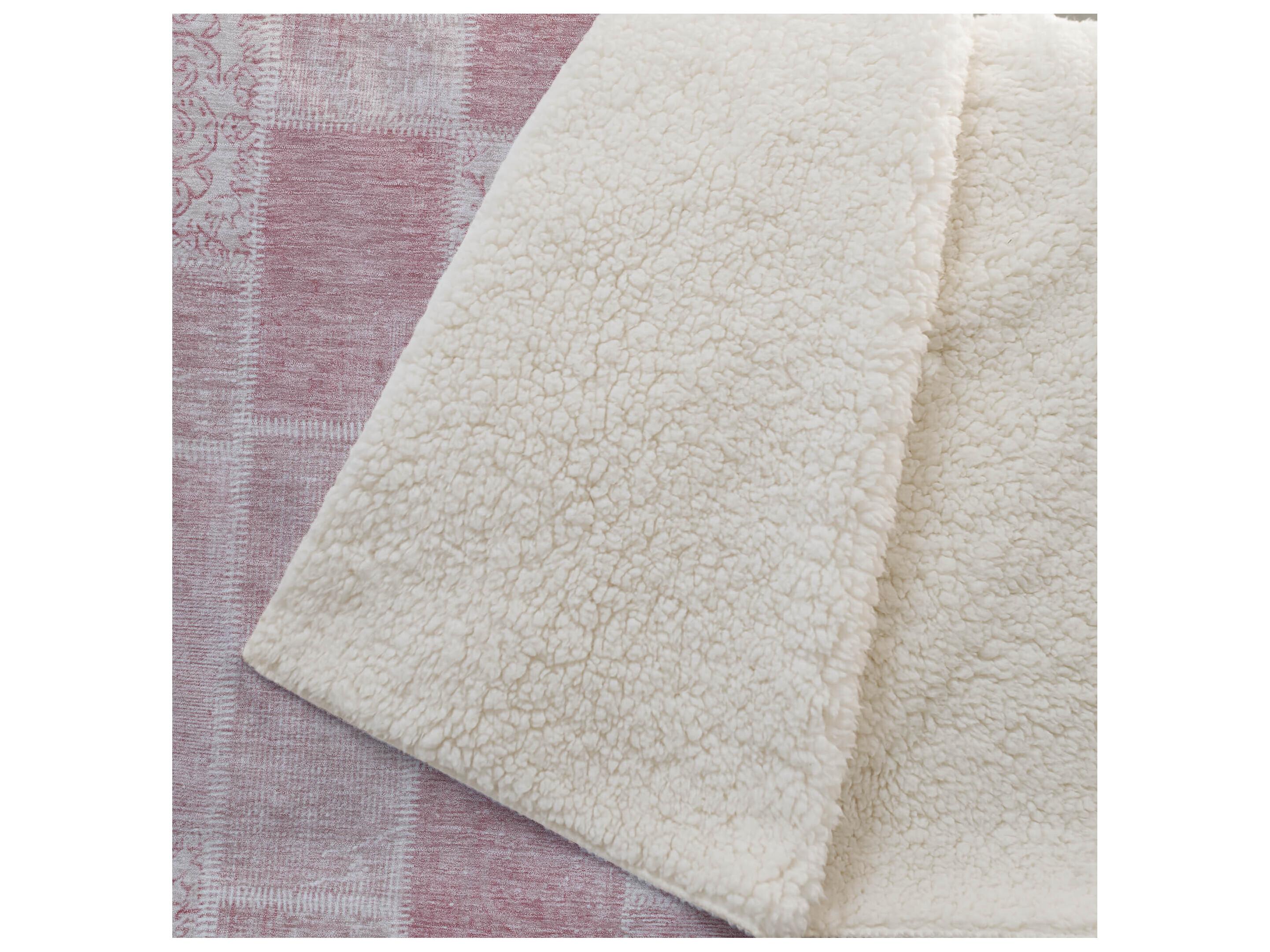 Dalyn Sherpa Pink Polyester Throw