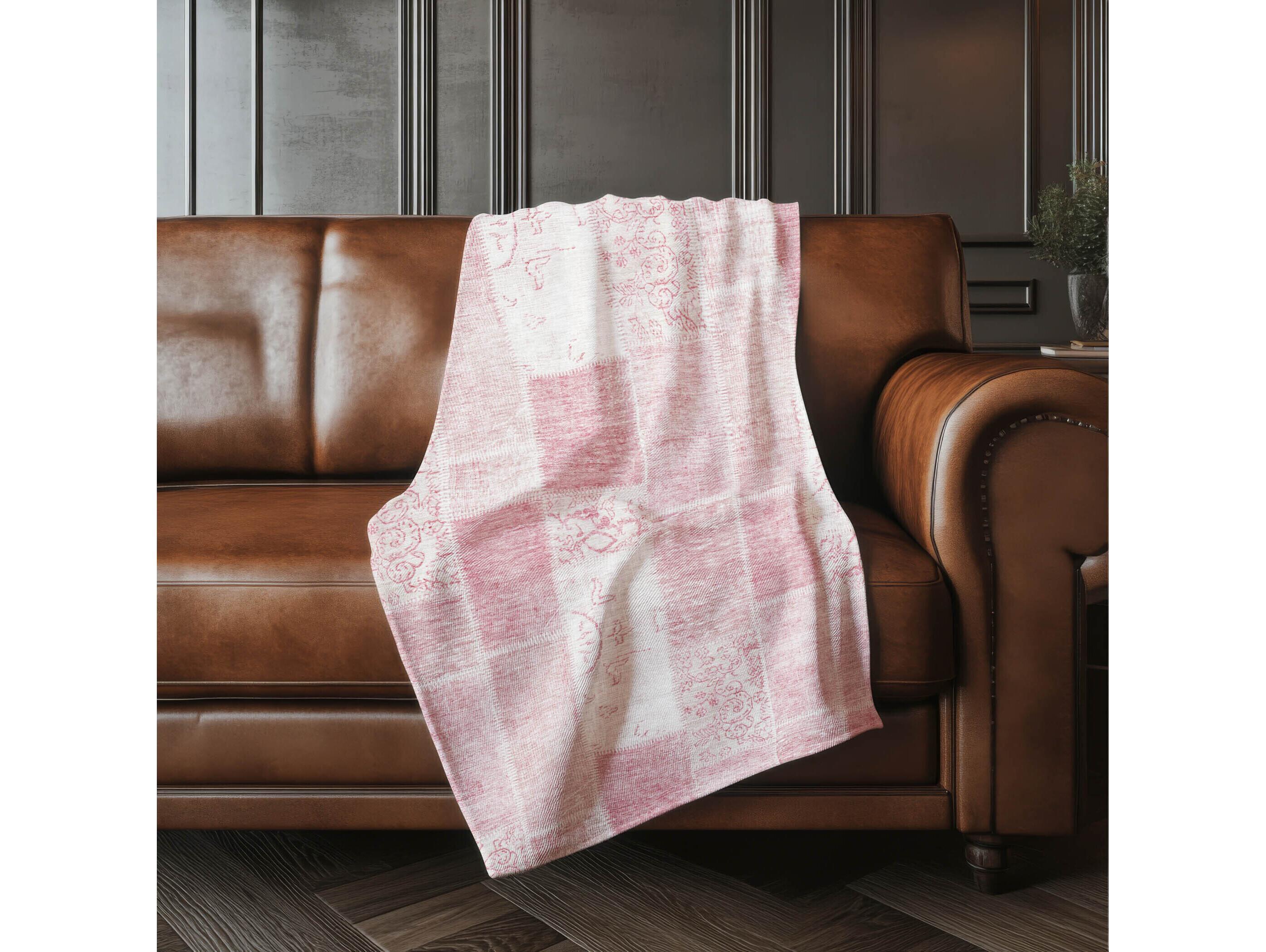 Dalyn Sherpa Pink Polyester Throw