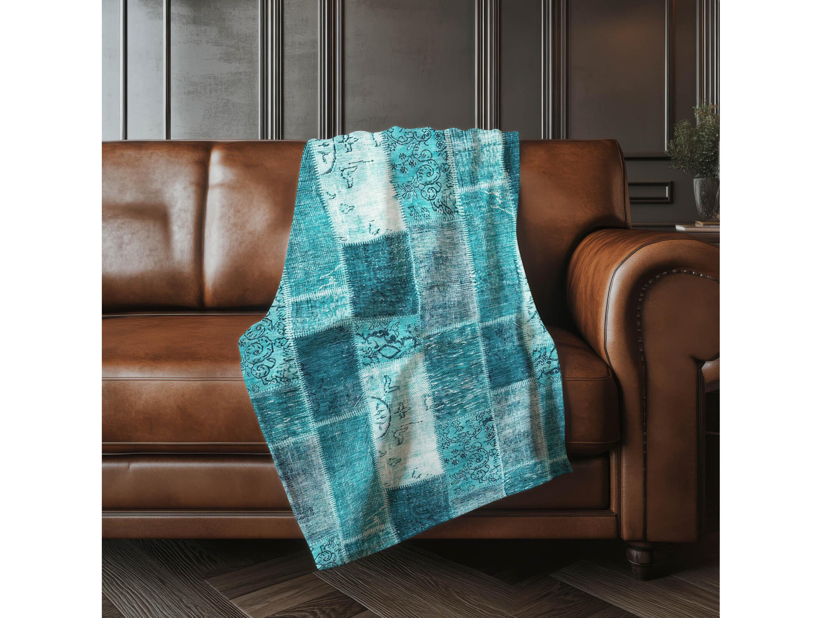 Dalyn Sherpa Teal Polyester Throw
