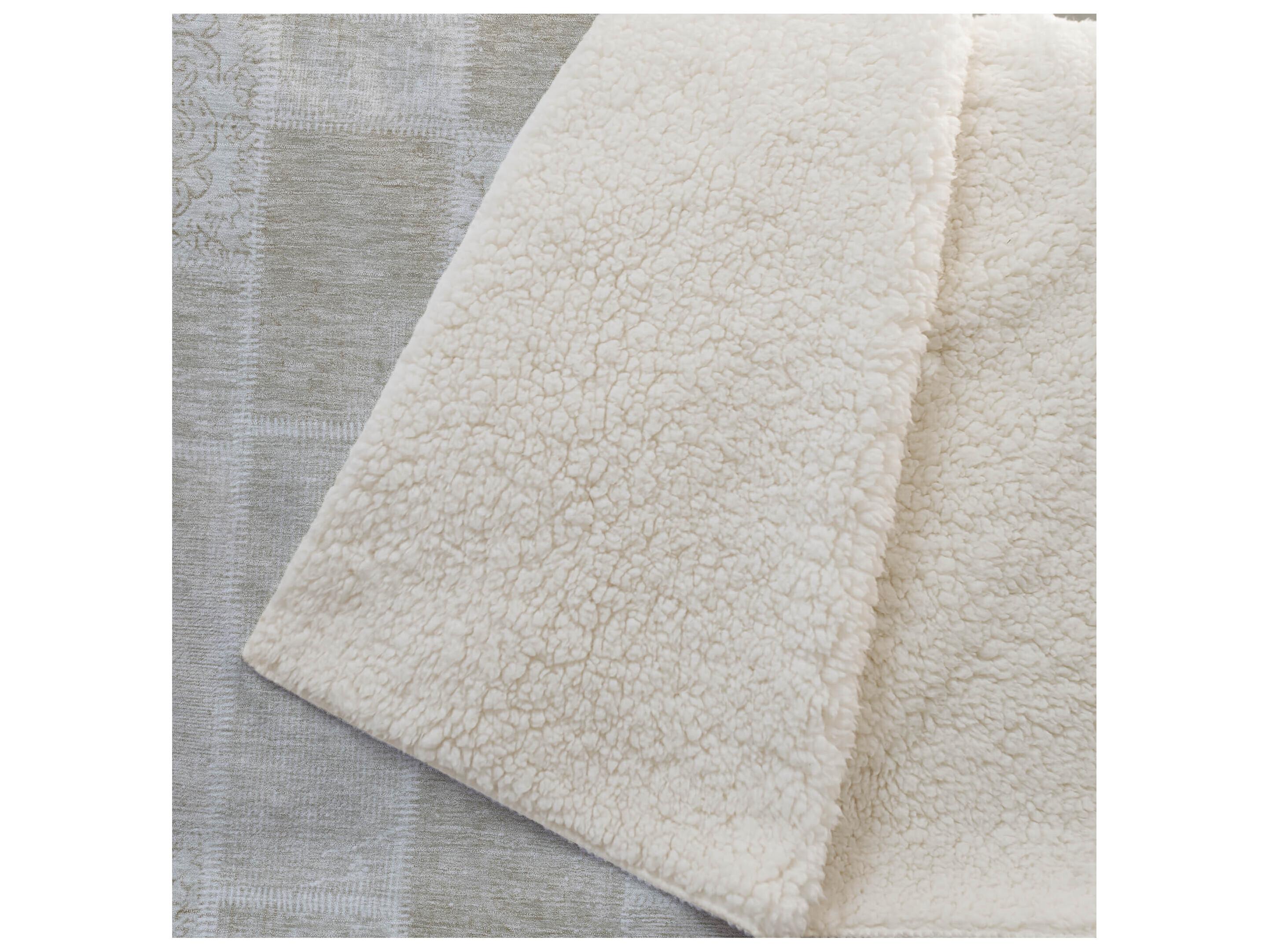 Dalyn Sherpa Brown Polyester Throw