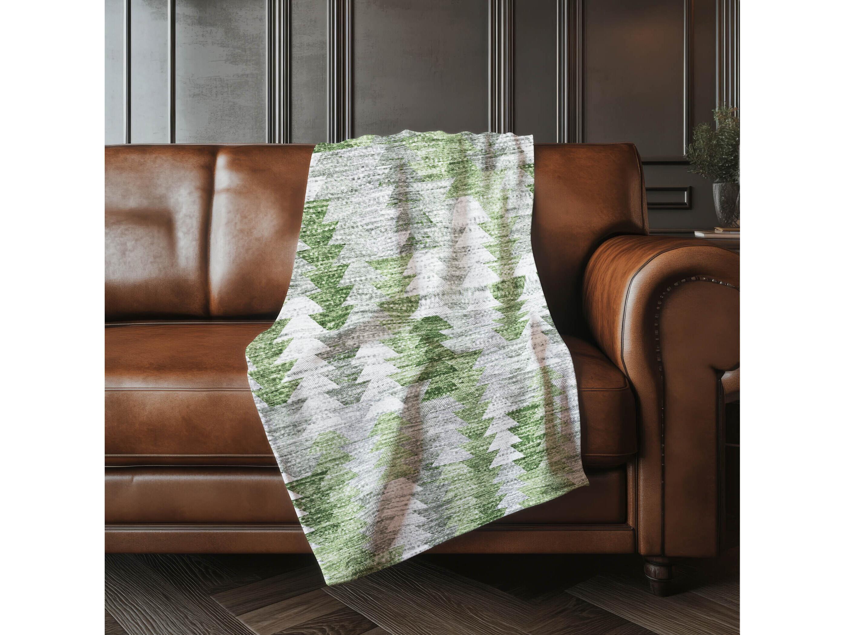 Dalyn Sherpa Green Polyester Throw