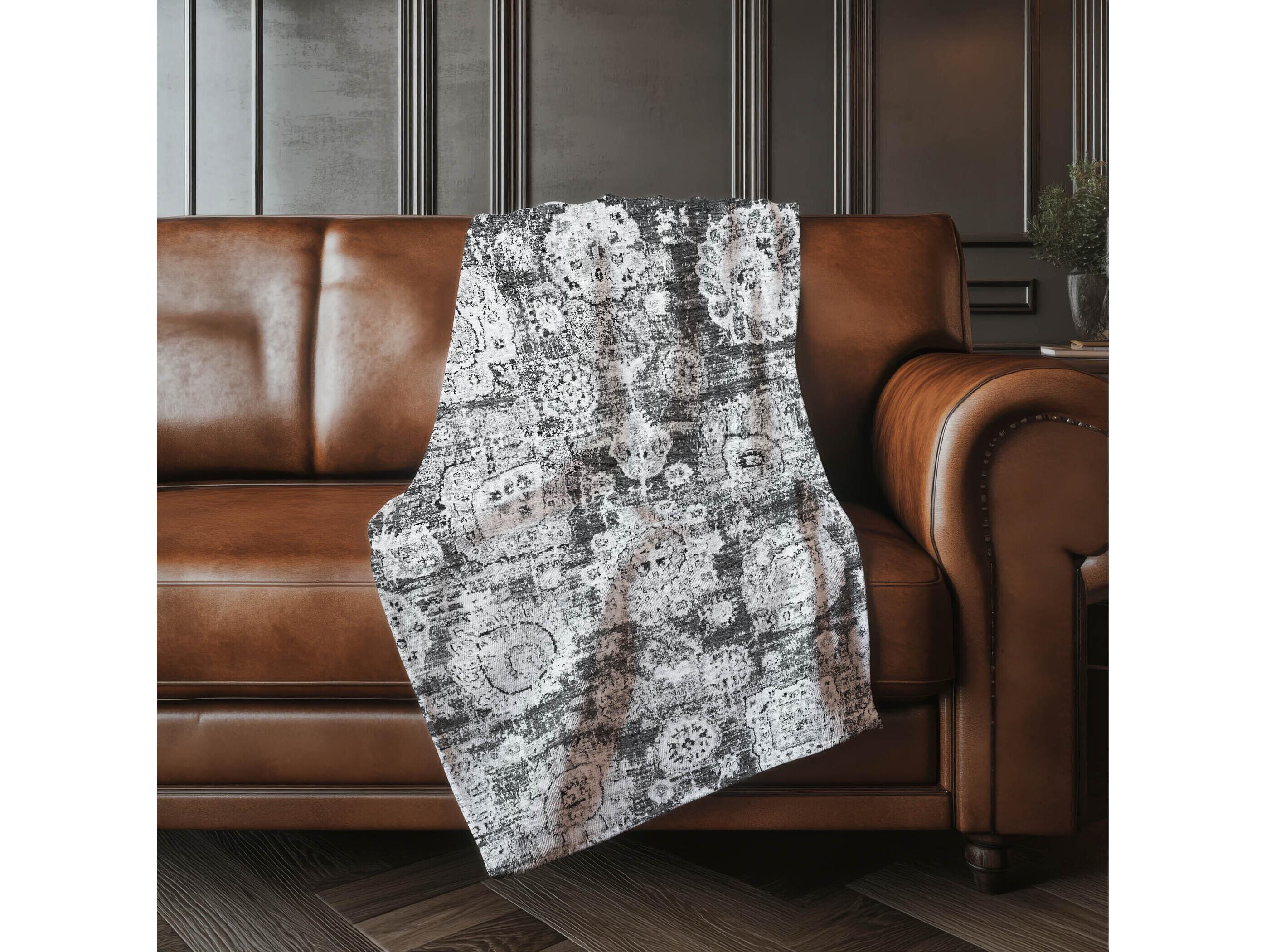 Dalyn Sherpa Gray Polyester Throw