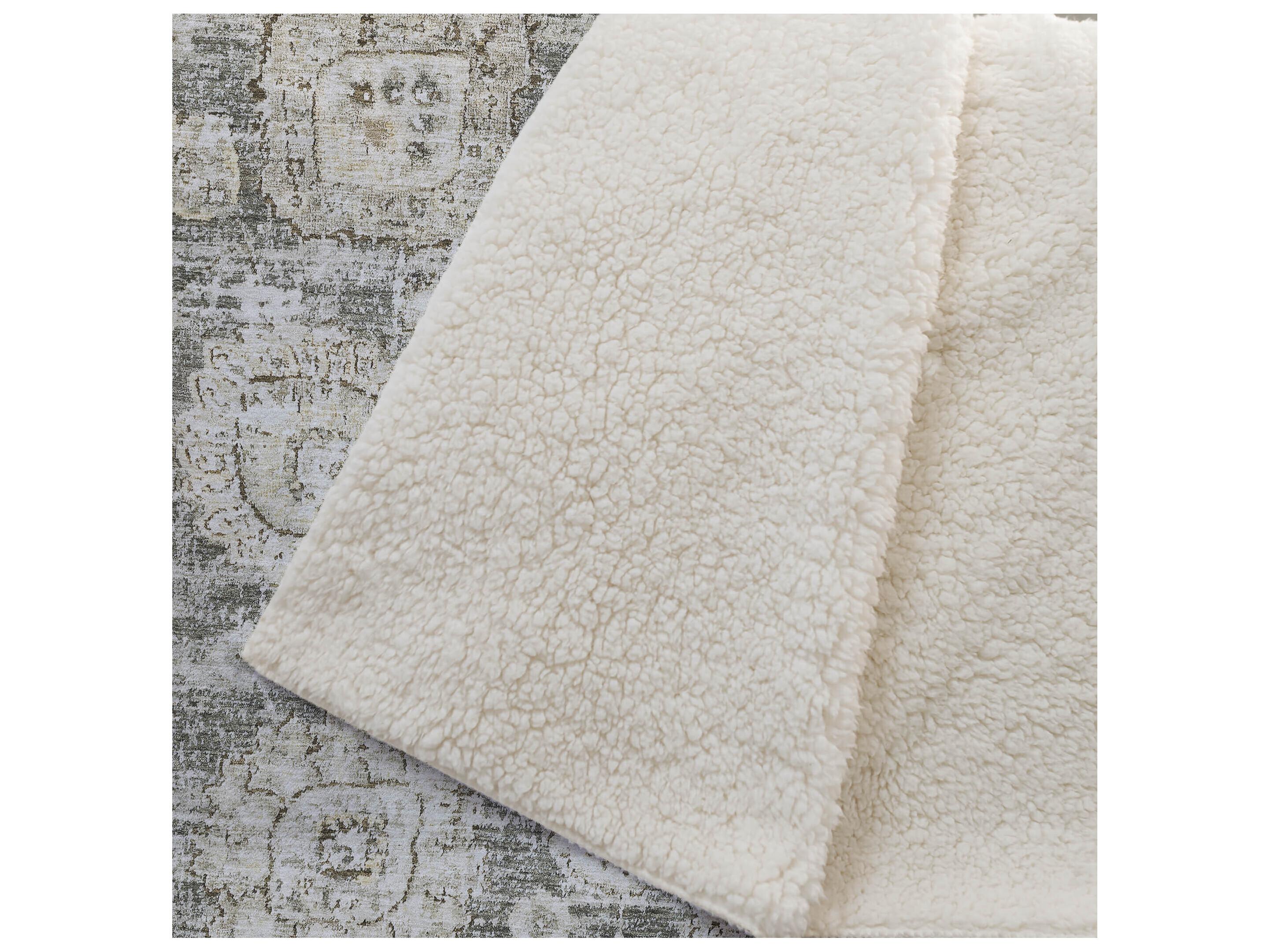 Dalyn Sherpa Brown Polyester Throw