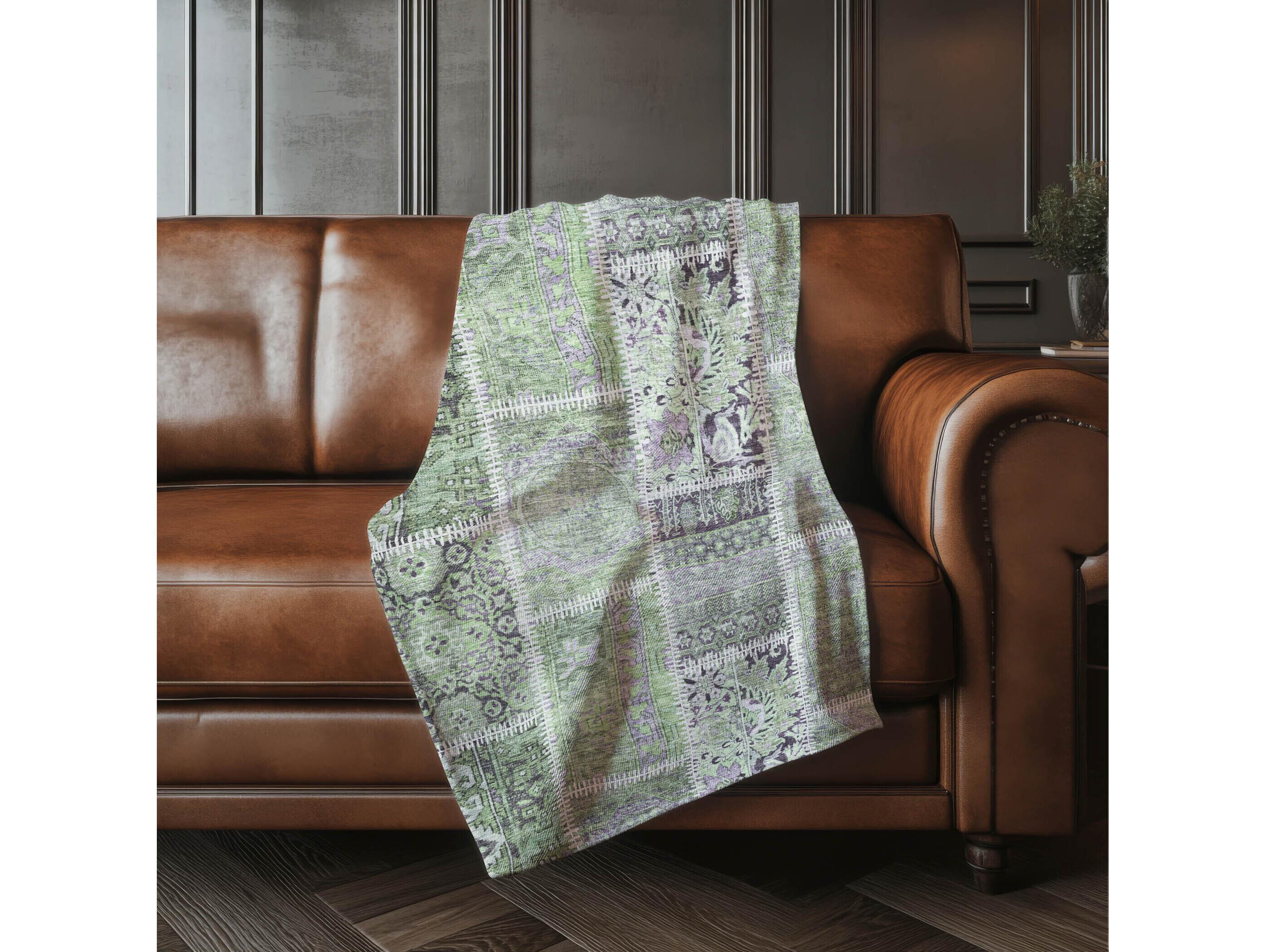 Dalyn Sherpa Green Polyester Throw