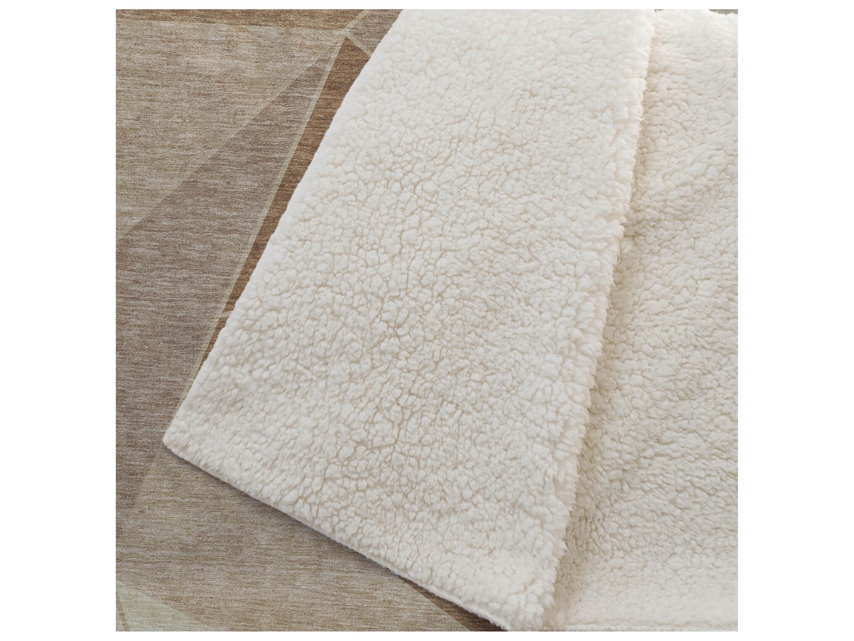 Dalyn Sherpa Orange Polyester Throw