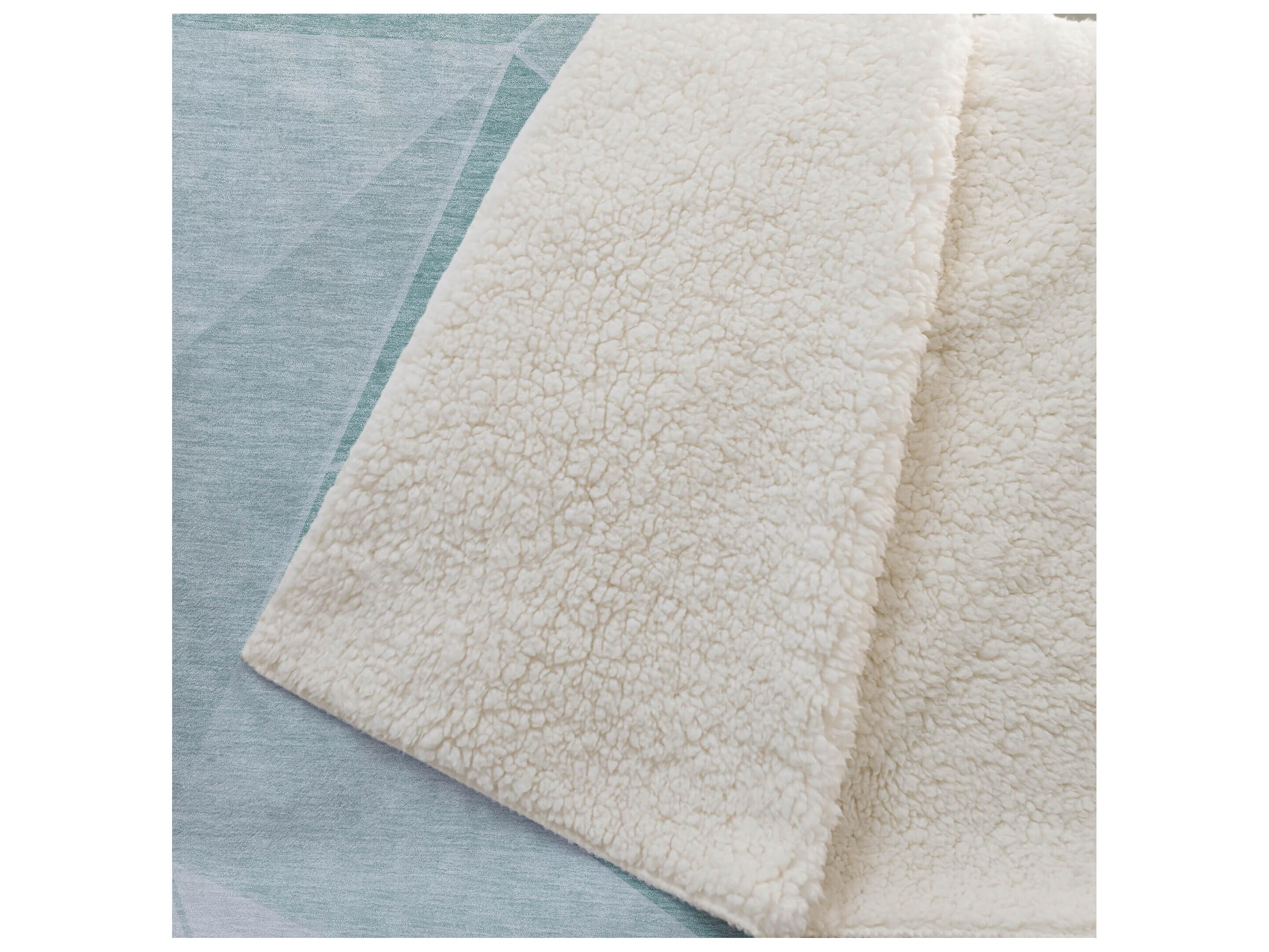 Dalyn Sherpa Teal Polyester Throw