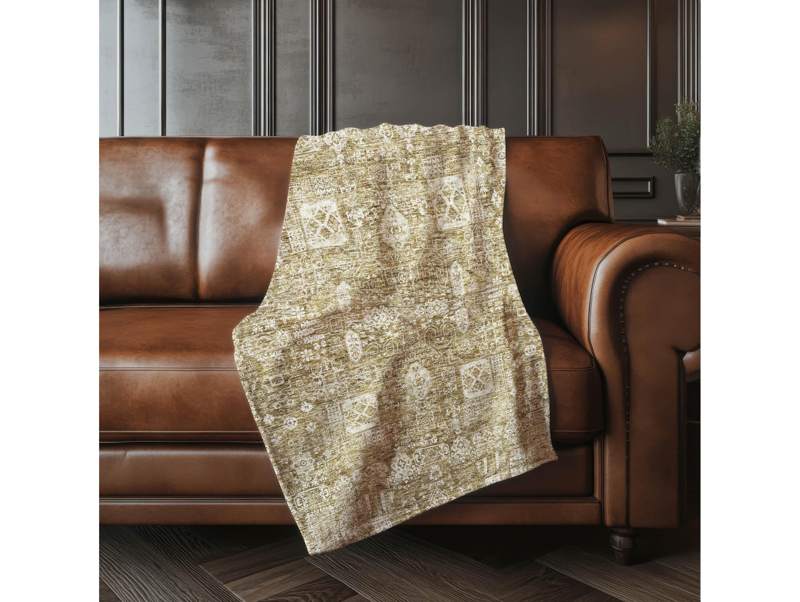 Dalyn Sherpa Brown Polyester Throw