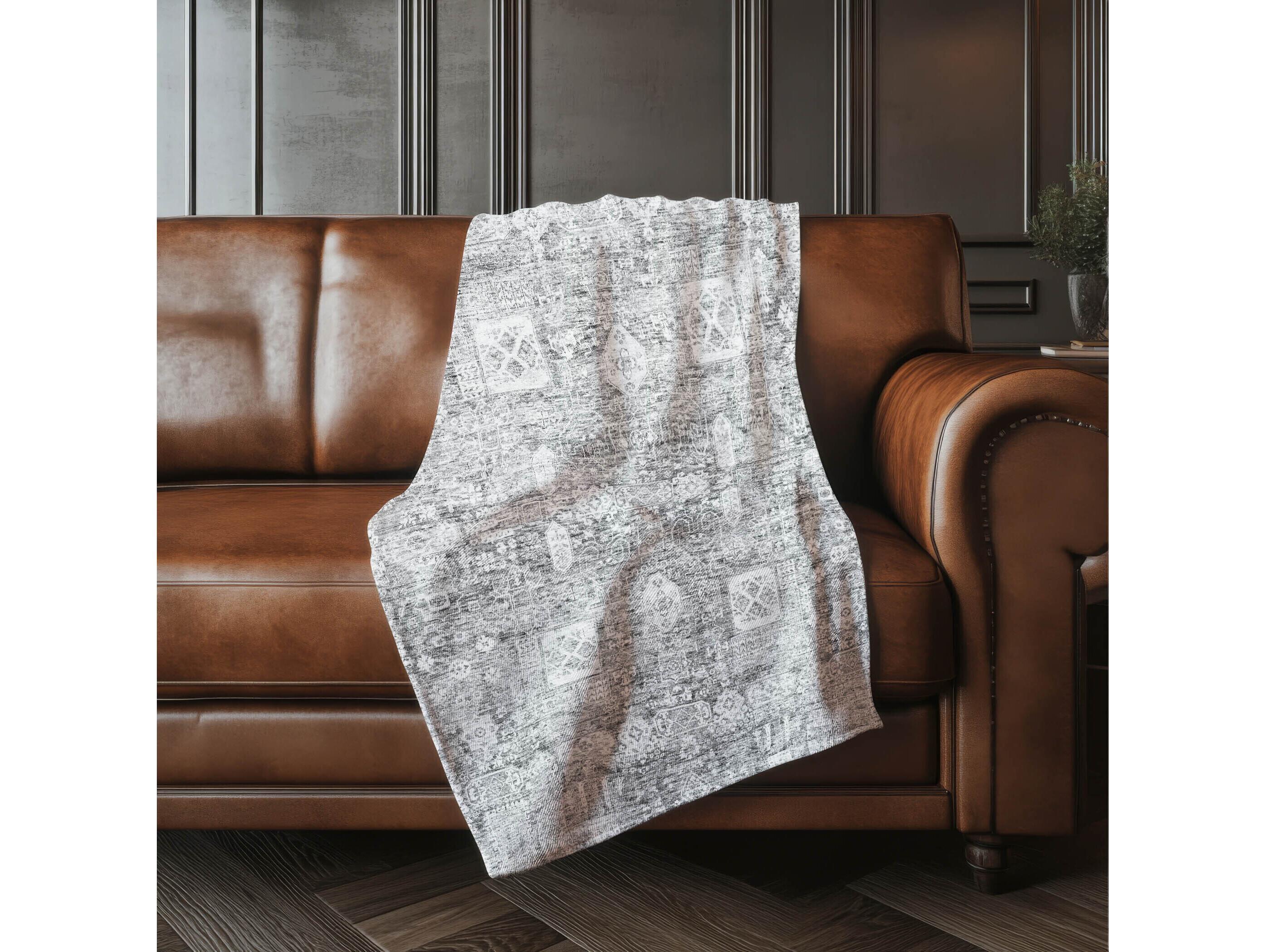 Dalyn Sherpa Gray Polyester Throw