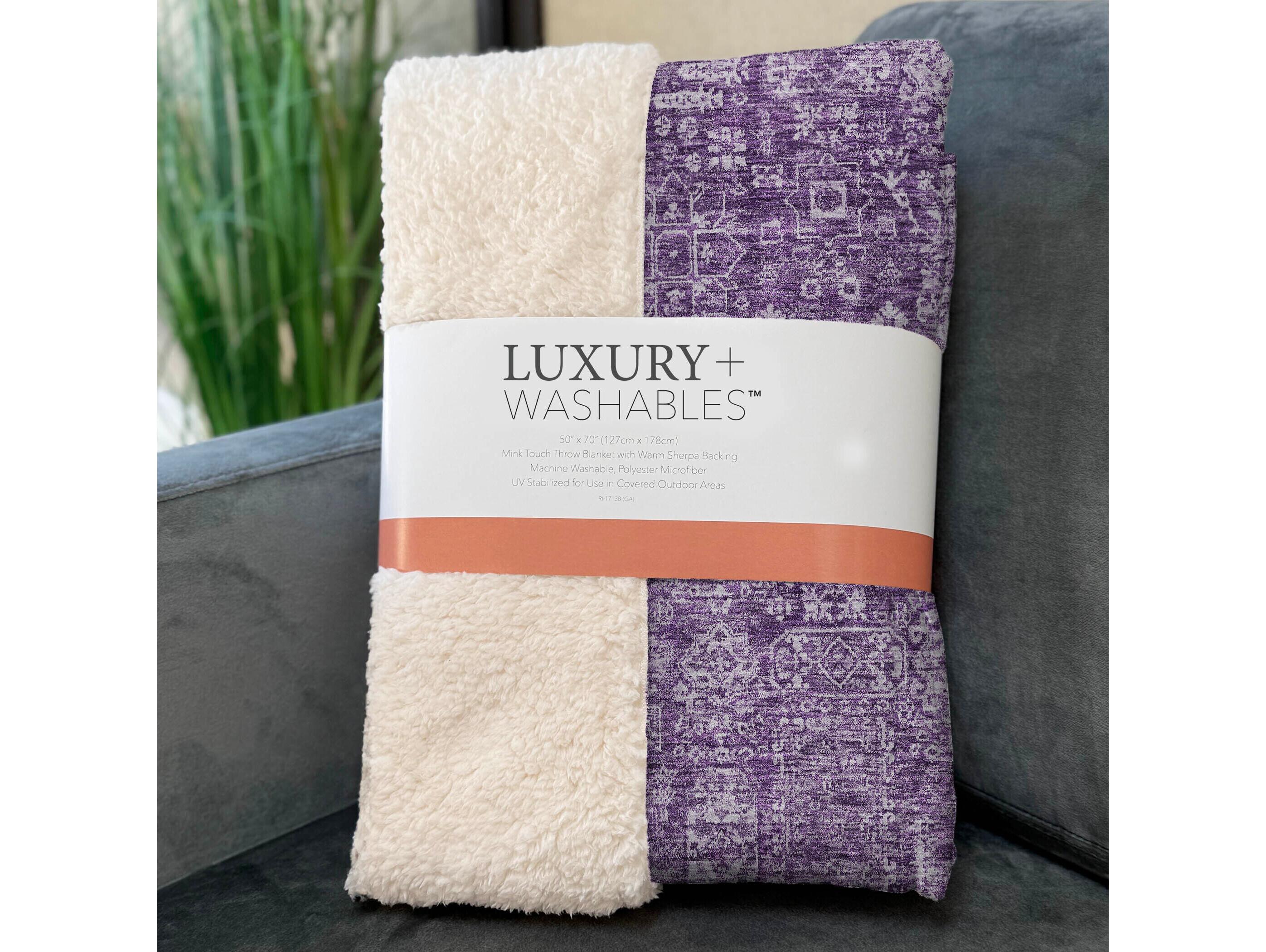 Dalyn Sherpa Purple Polyester Throw