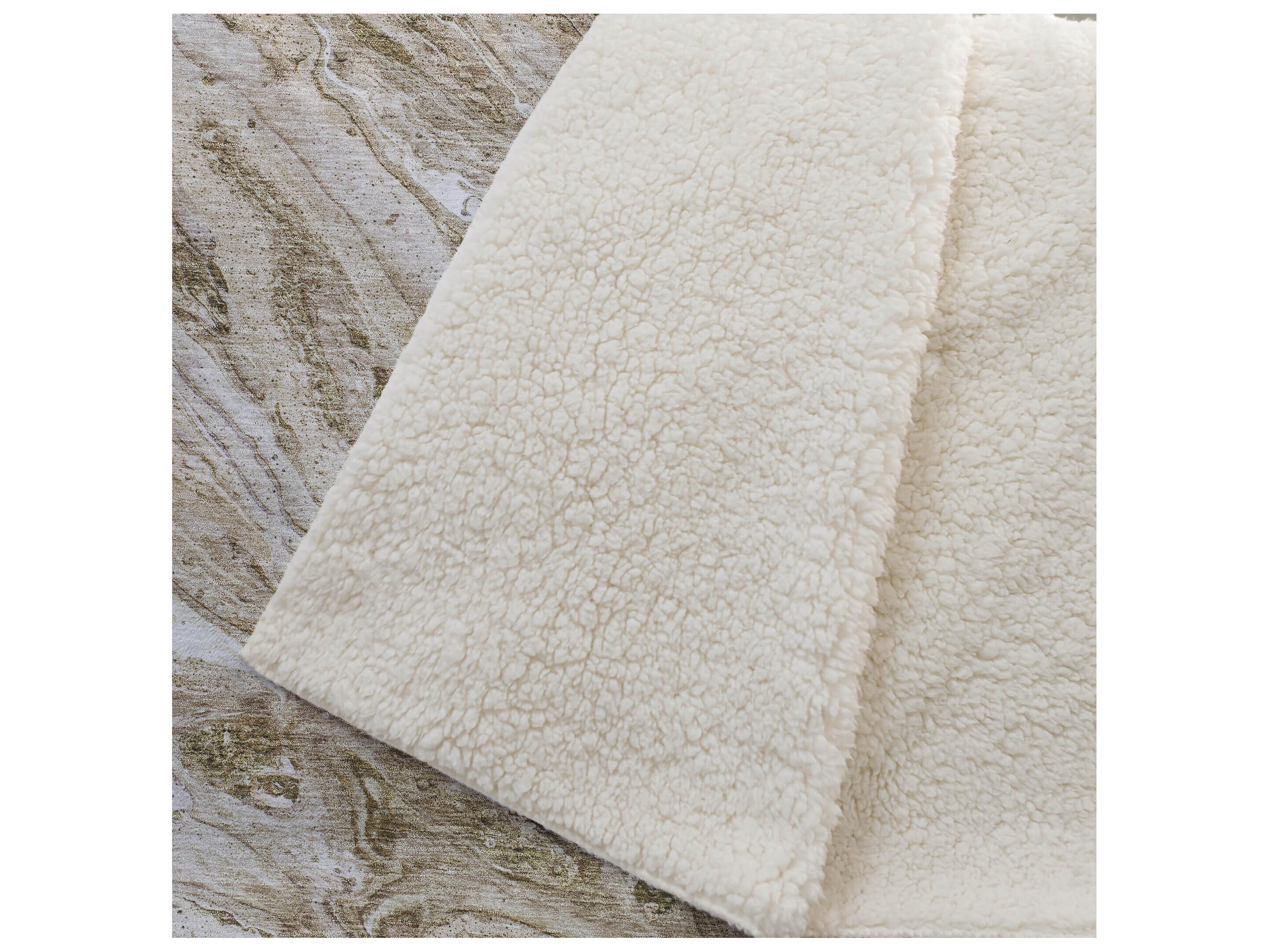 Dalyn Sherpa Brown Polyester Throw