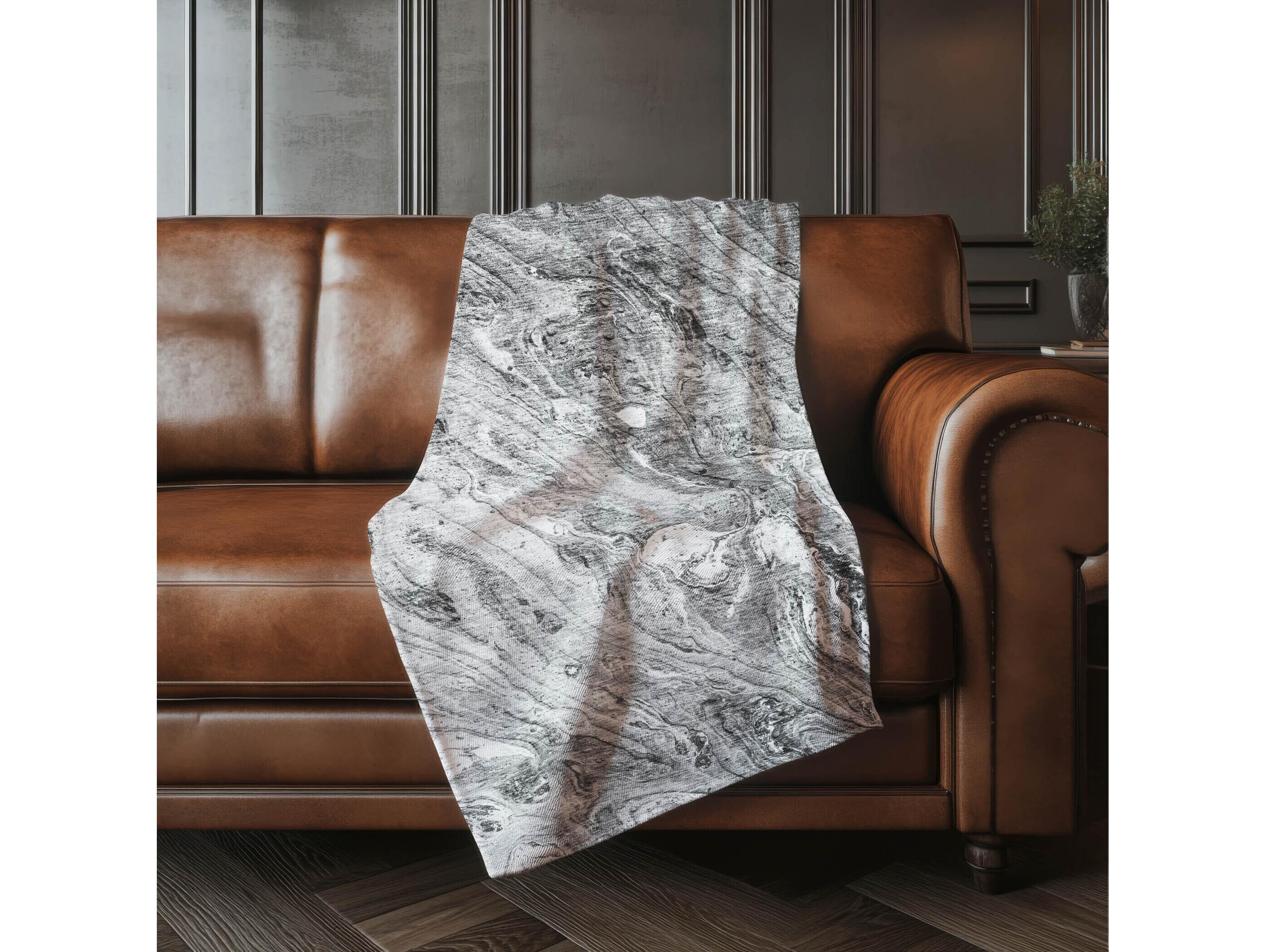 Dalyn Sherpa Gray Polyester Throw