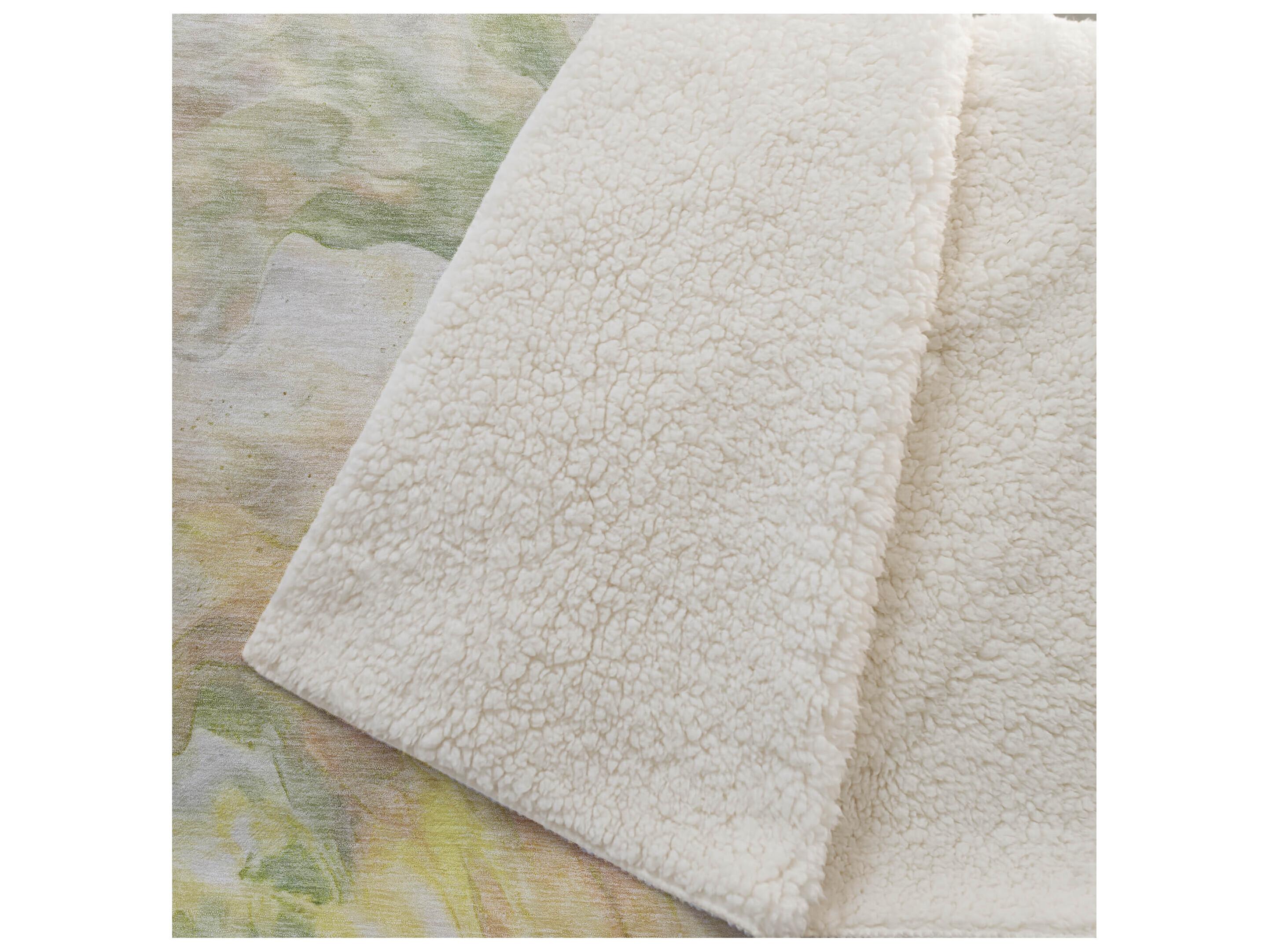 Dalyn Sherpa Green Polyester Throw