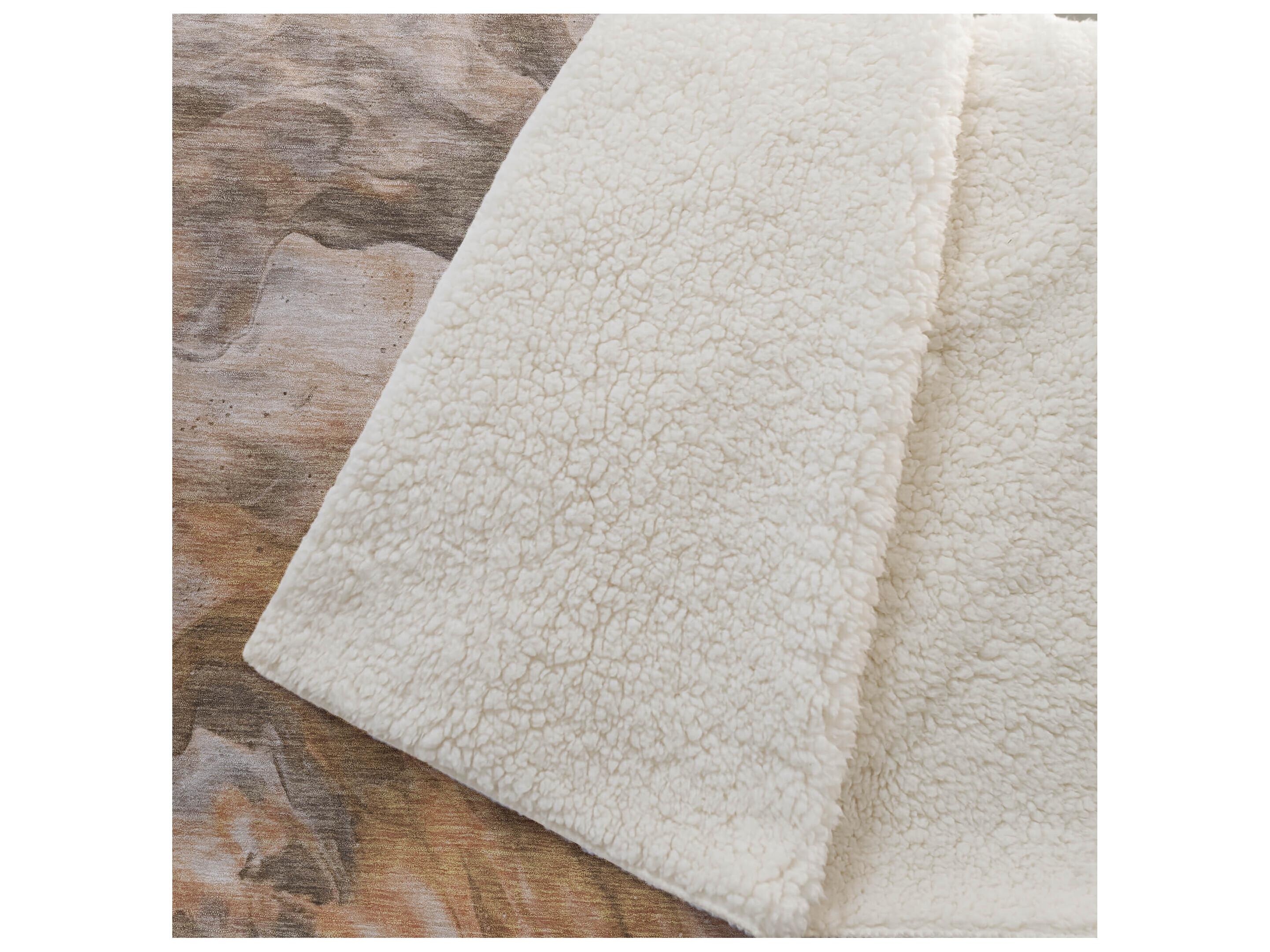 Dalyn Sherpa Orange Polyester Throw