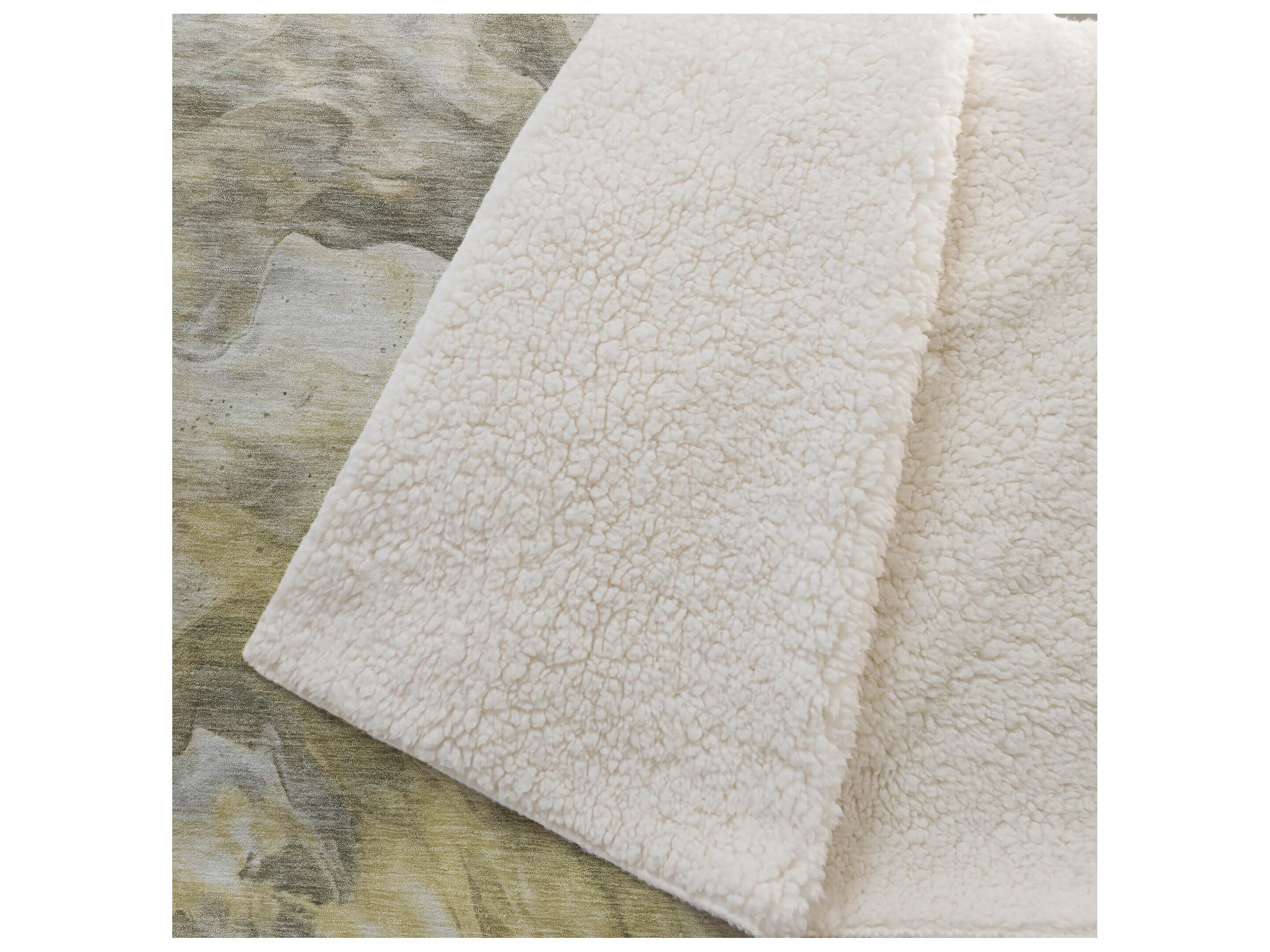 Dalyn Sherpa Brown Polyester Throw