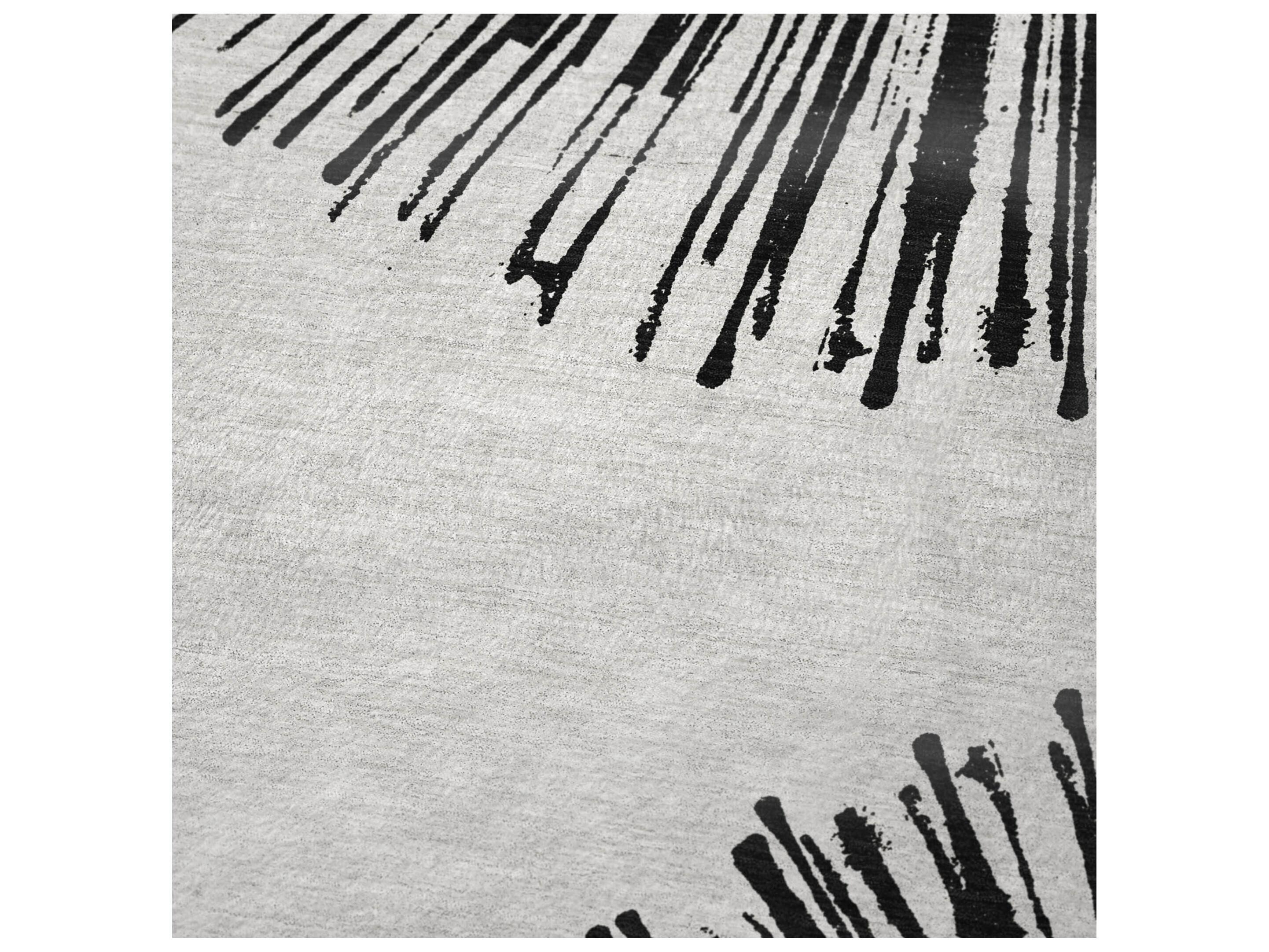 Dalyn Sherpa Black Polyester Throw