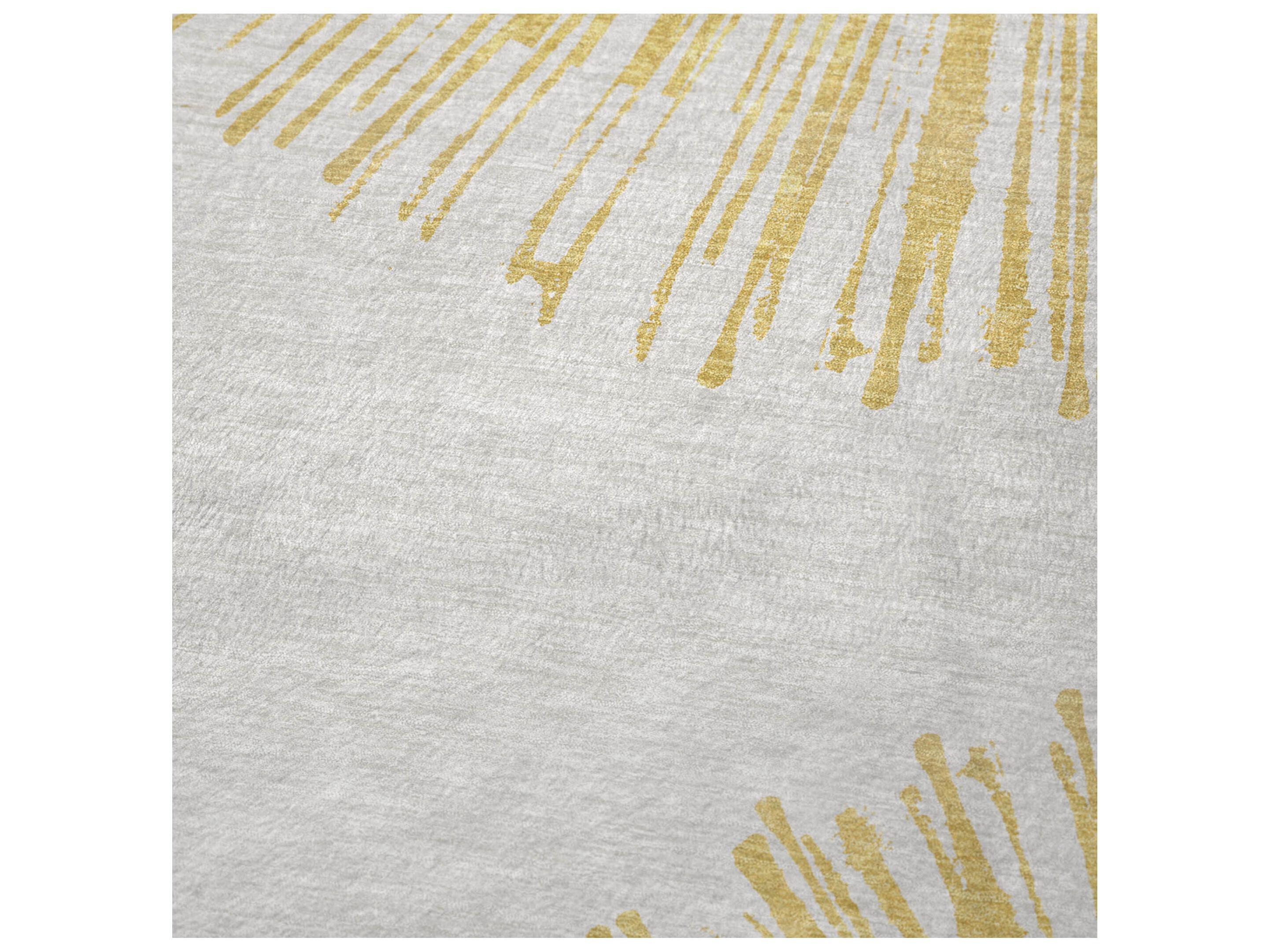 Dalyn Sherpa Gold Polyester Throw