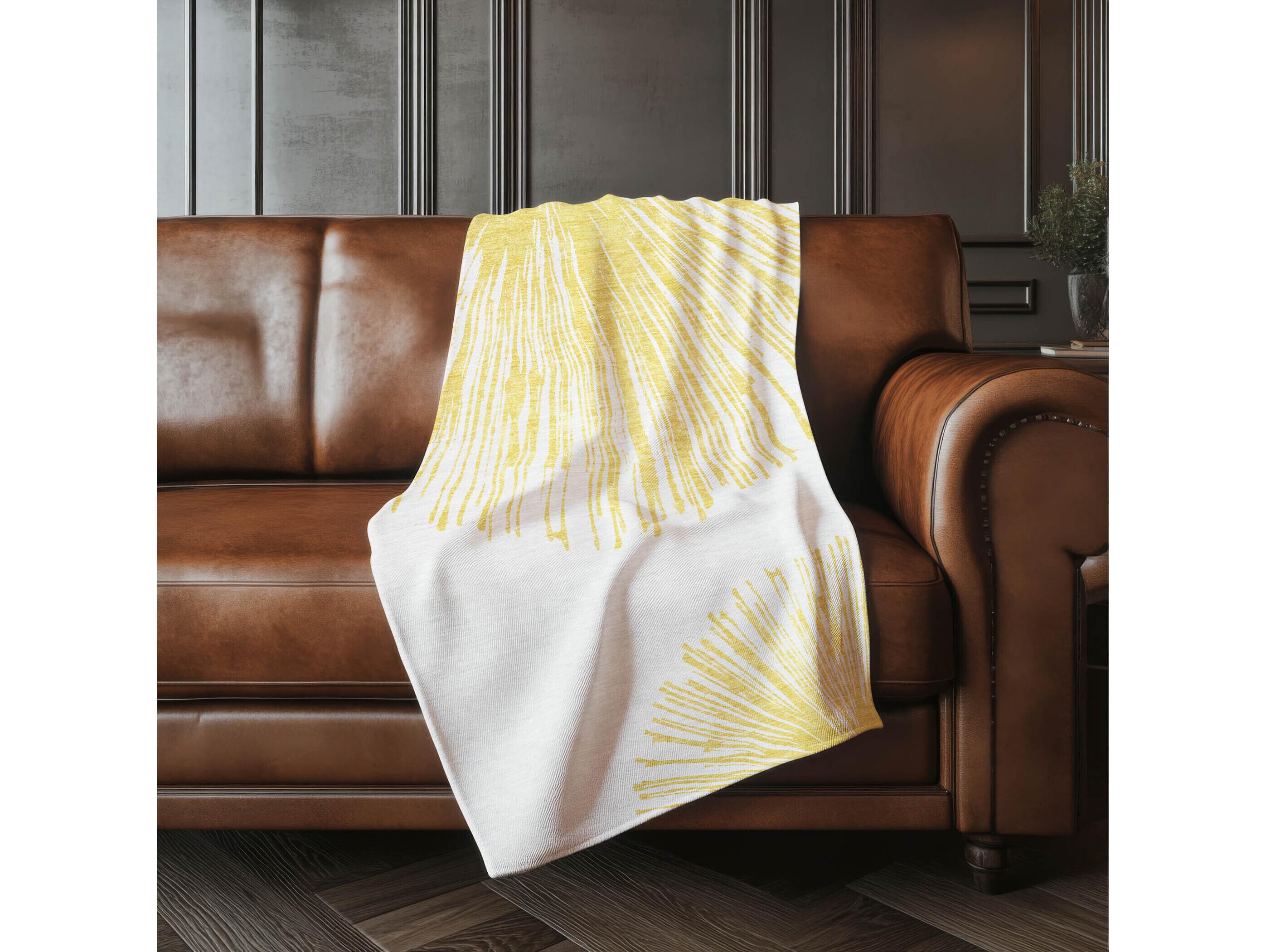Dalyn Sherpa Gold Polyester Throw