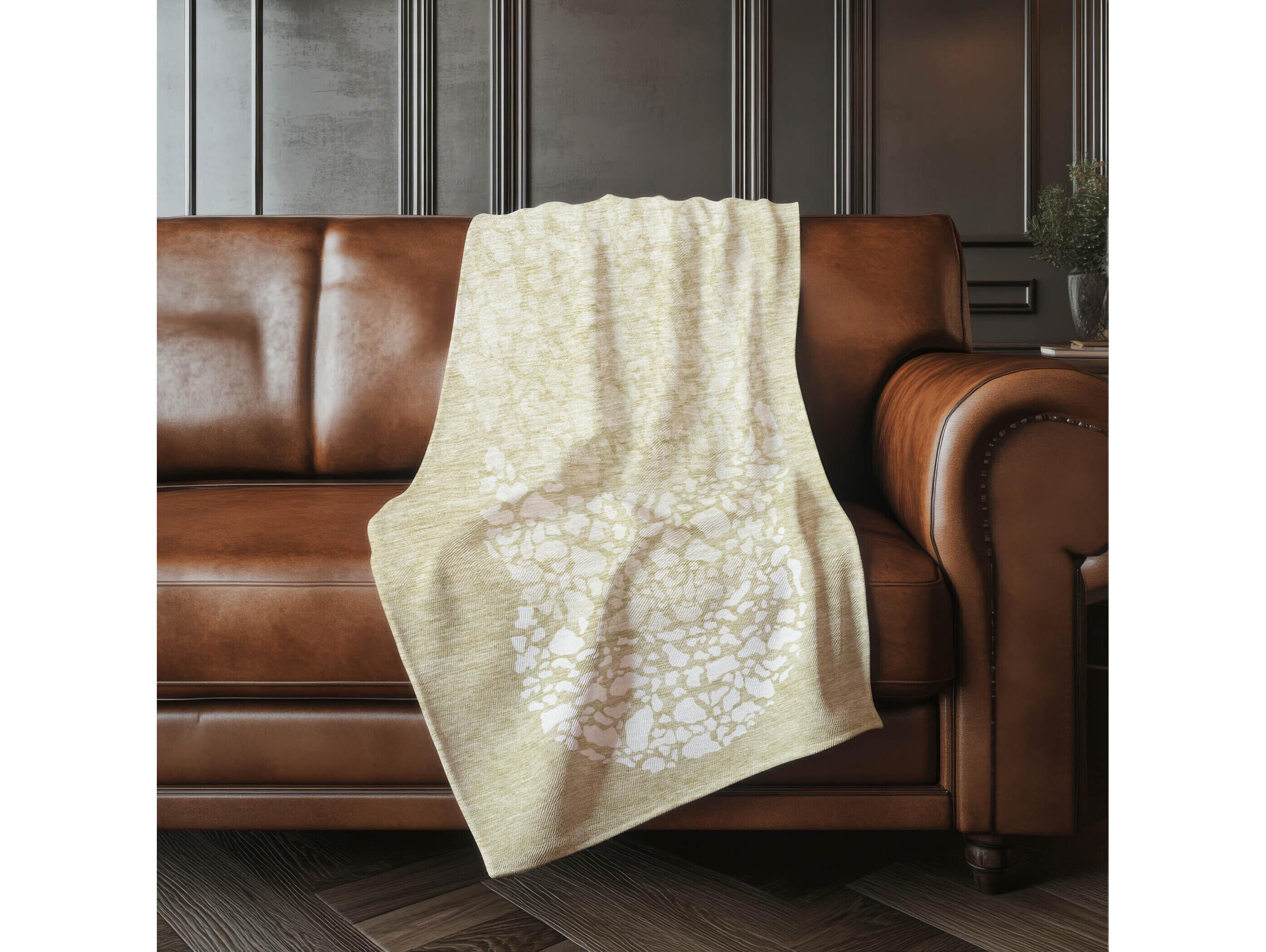 Dalyn Sherpa Brown Polyester Throw