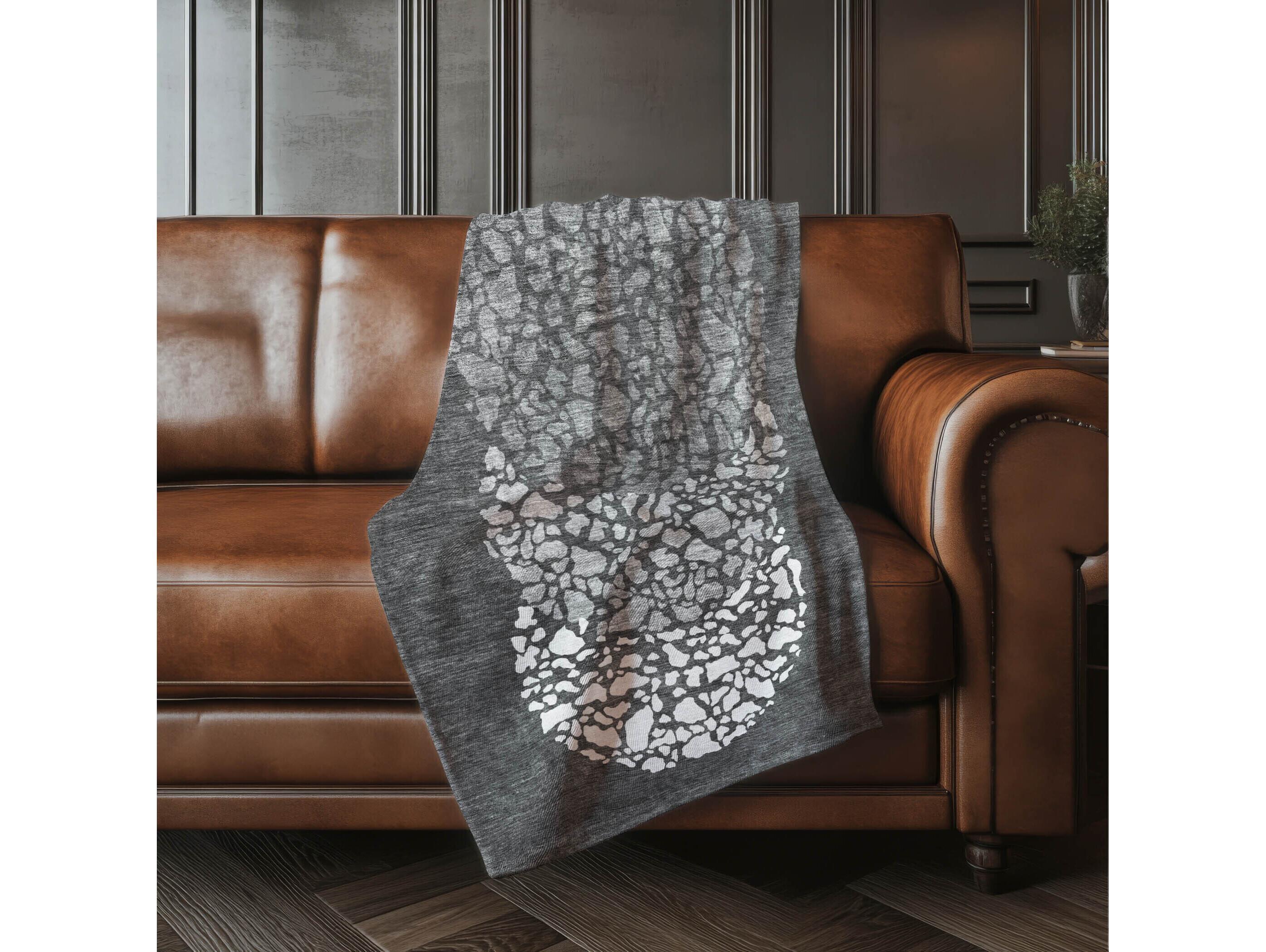 Dalyn Sherpa Gray Polyester Throw
