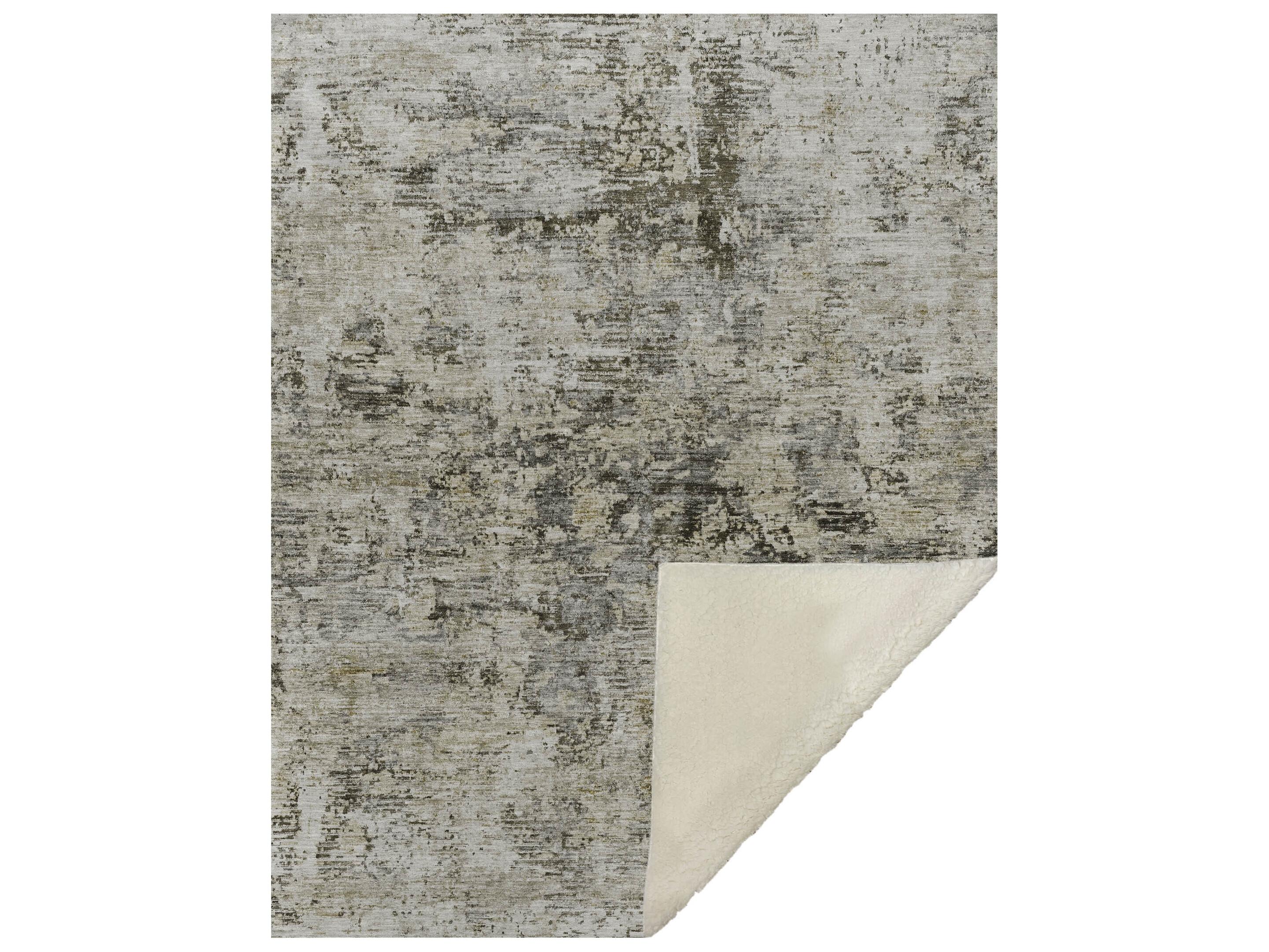 Dalyn Sherpa Brown Polyester Throw