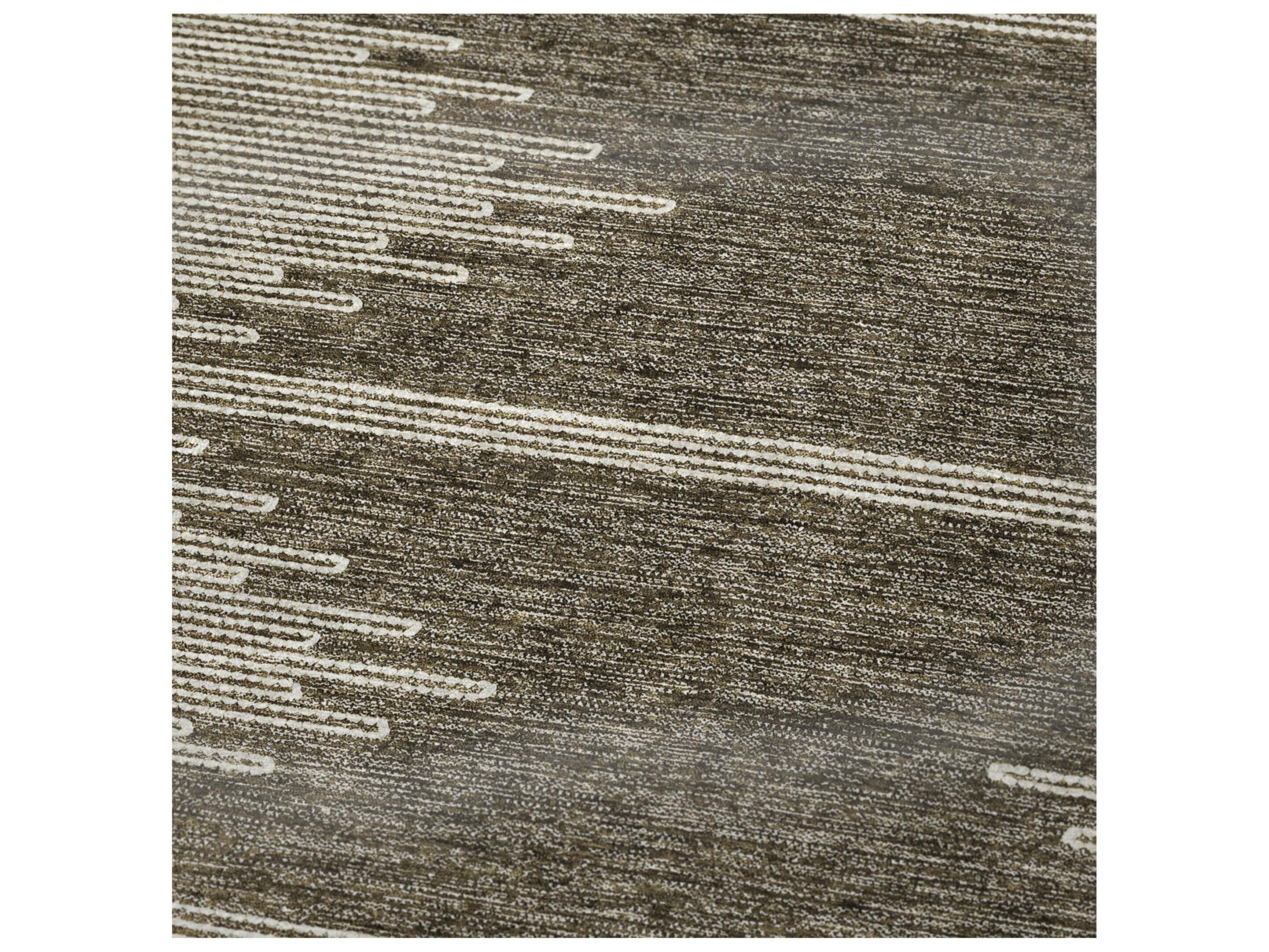 Dalyn Sherpa Brown Polyester Throw