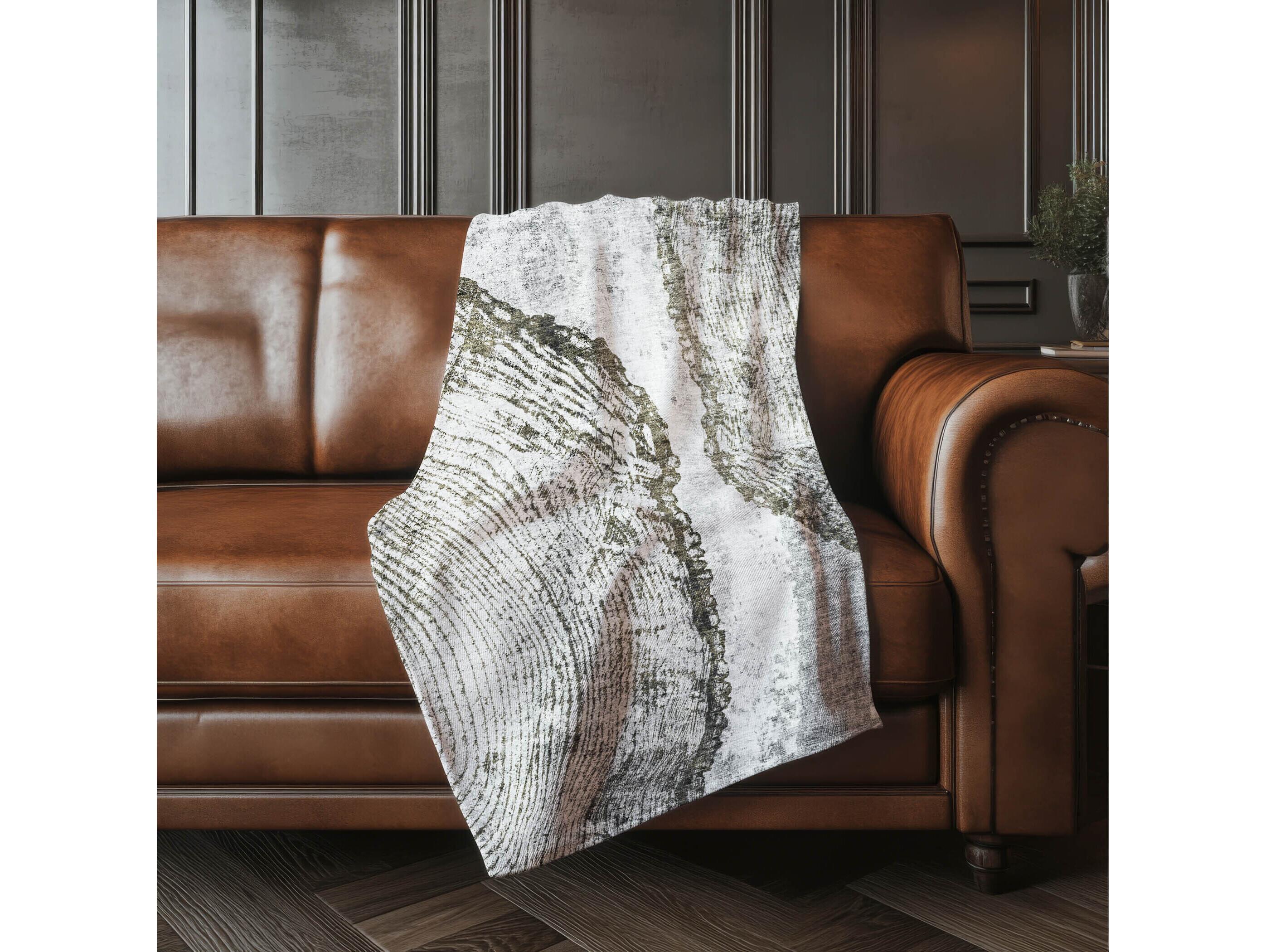 Dalyn Sherpa Gray Polyester Throw
