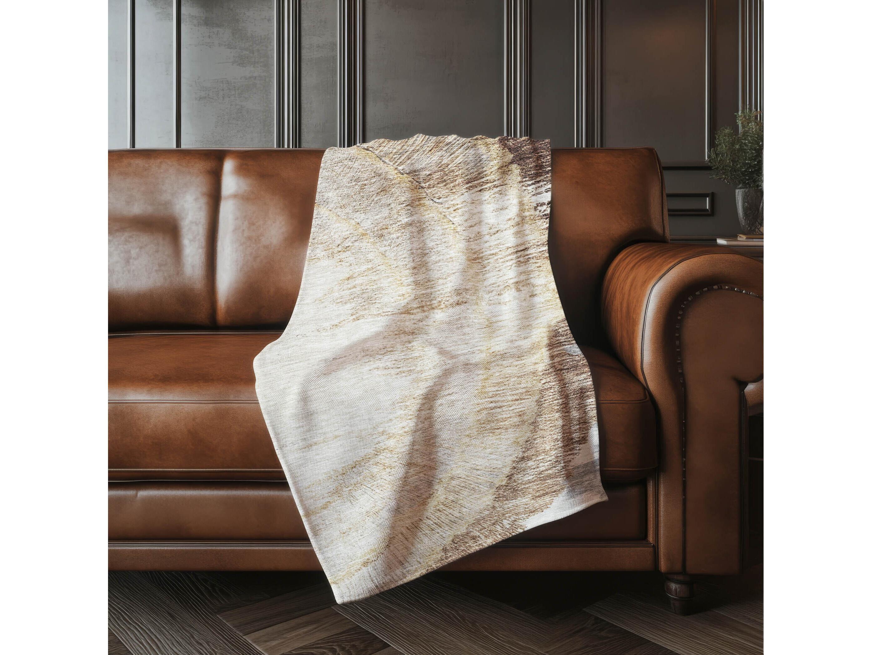 Dalyn Sherpa Brown Polyester Throw